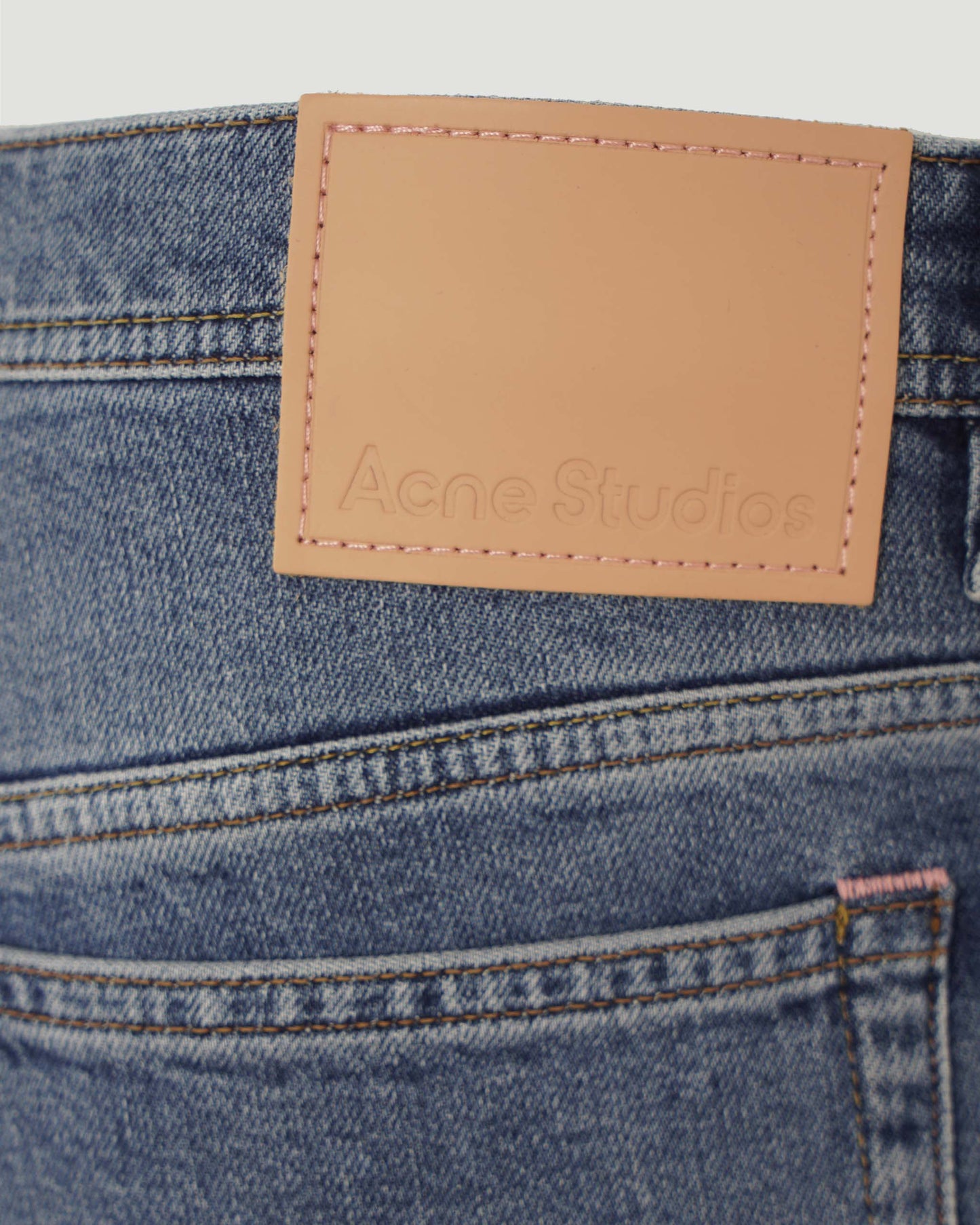 Slim Fit Jeans in Mid Blue