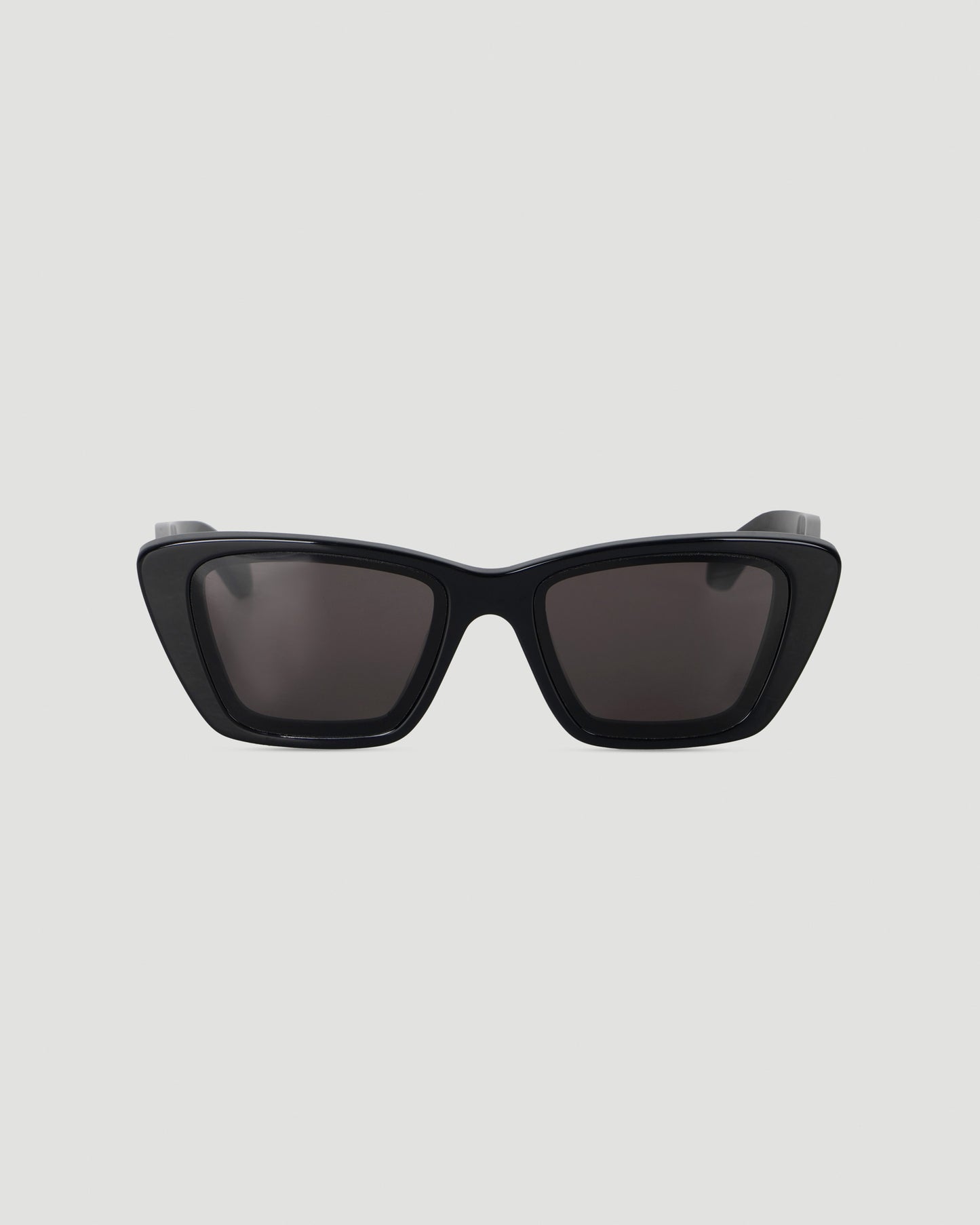 BUTTERFLY SUNGLASSES IN BLACK