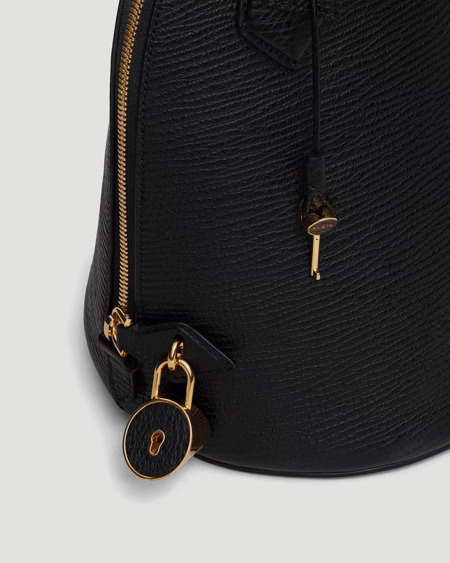 DOME 19 BAG IN CALFSKIN