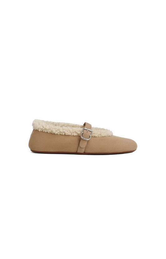 ALAÏA Balllet Flats in Merino Shearling in Camel — front view