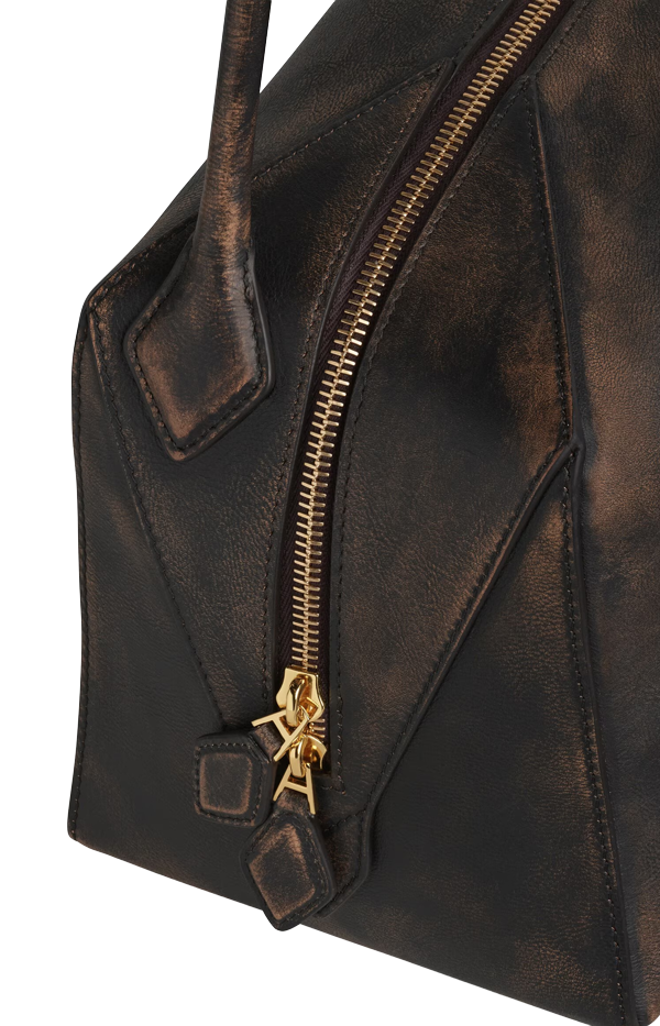 Le Bouledogue Bag in Aged Leather