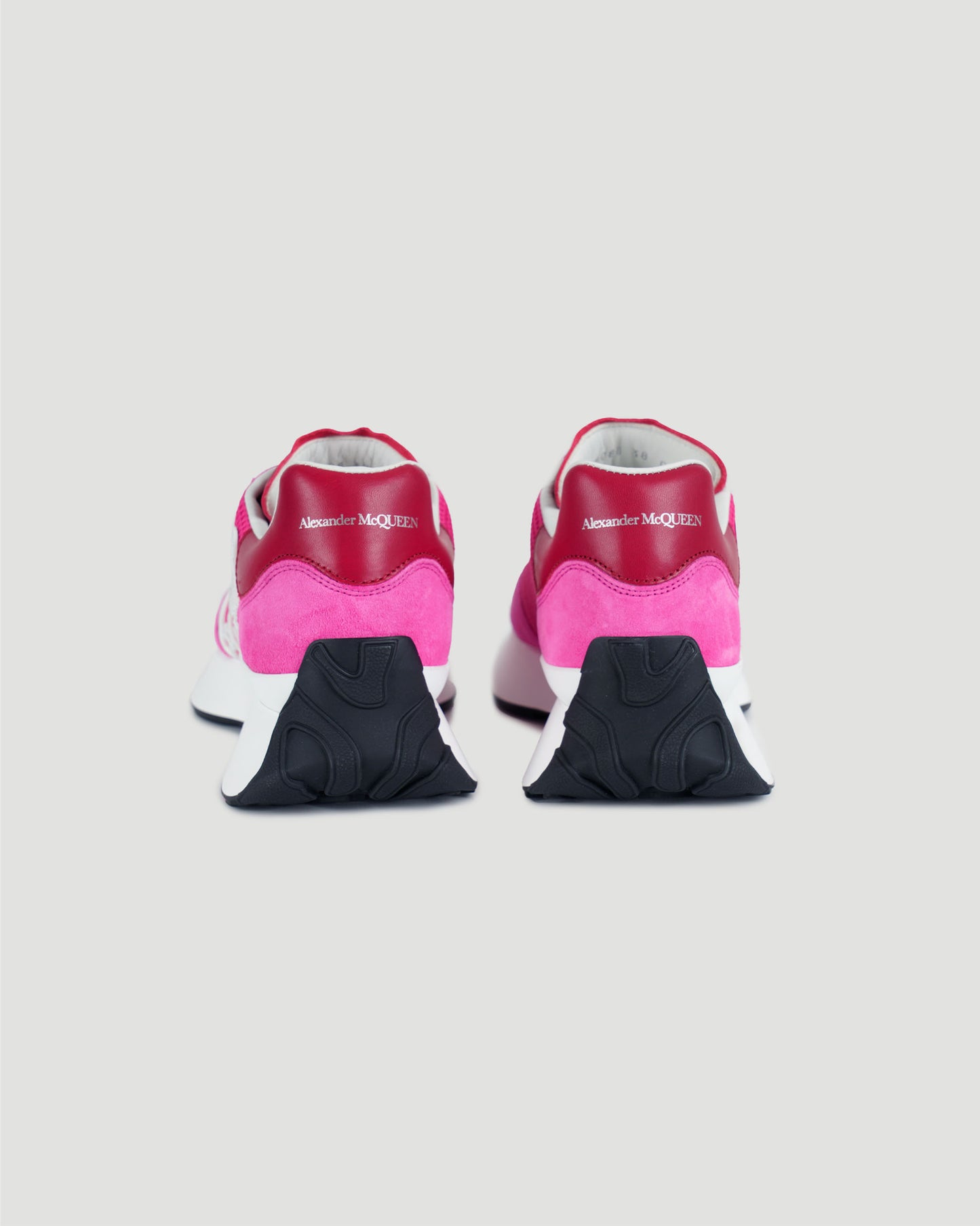 Sprint Runner in Pink and White
