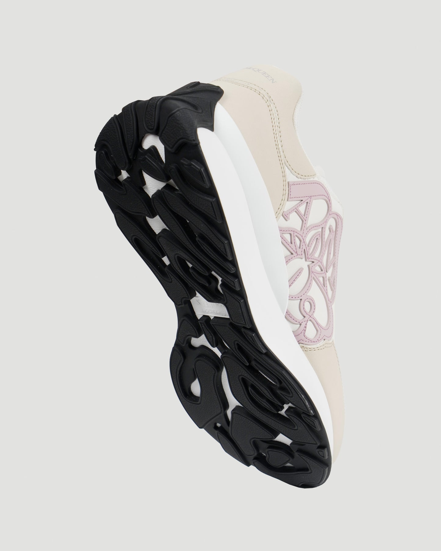 SPRINT RUNNER IN WHITE AND PORCELAIN