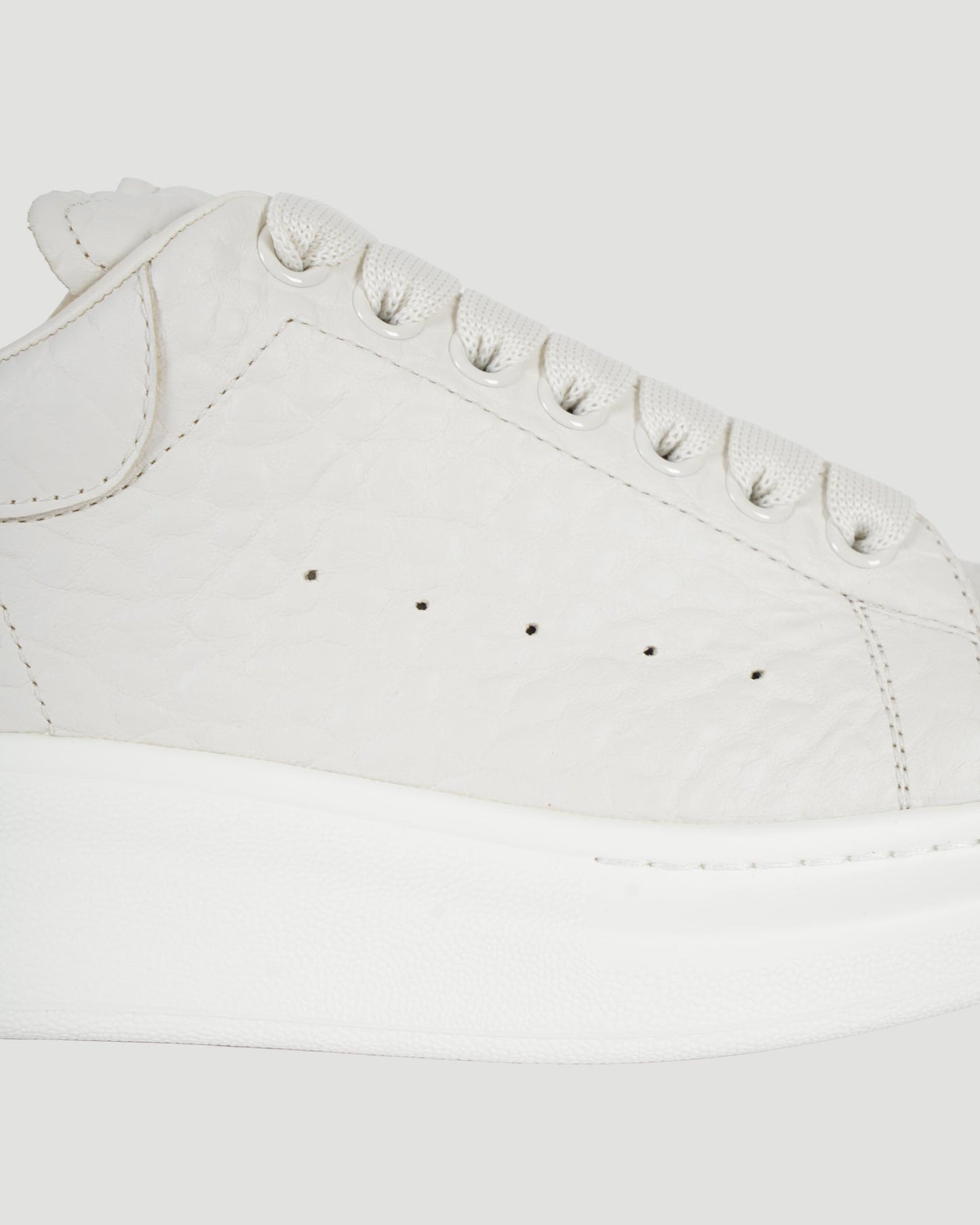 Oversized Sneaker in Off White