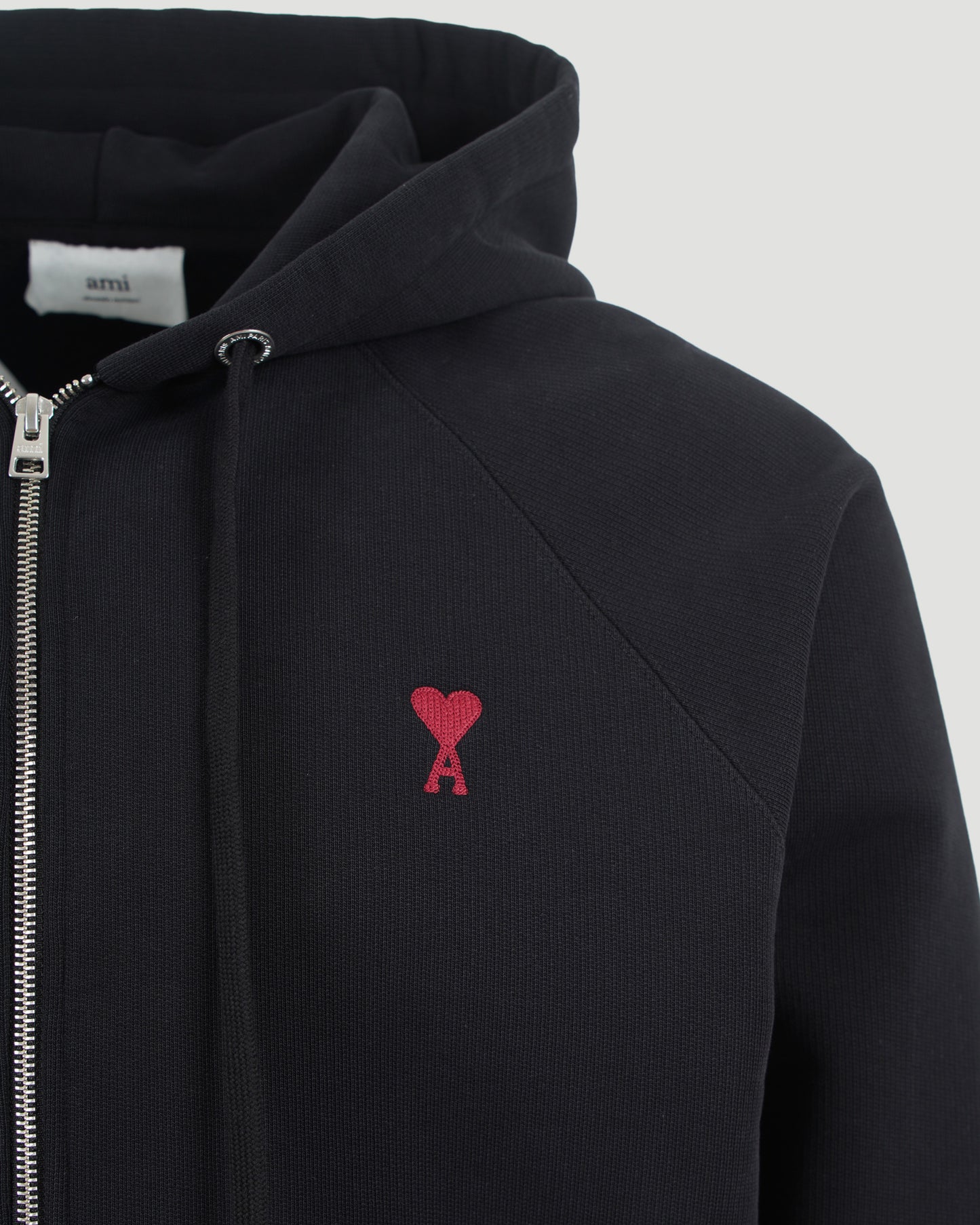 ZIPPED HOODIE IN BLACK