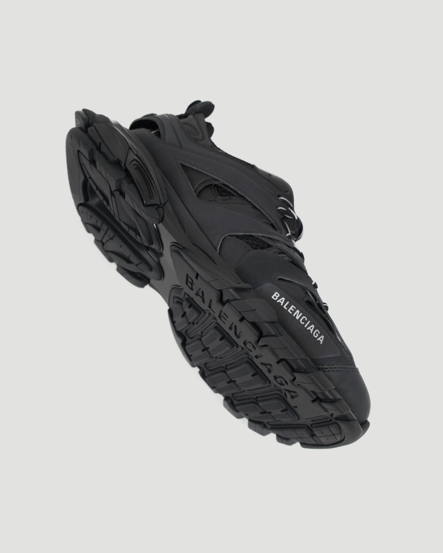 TRACK SNEAKER IN BLACK MESH AND NYLON