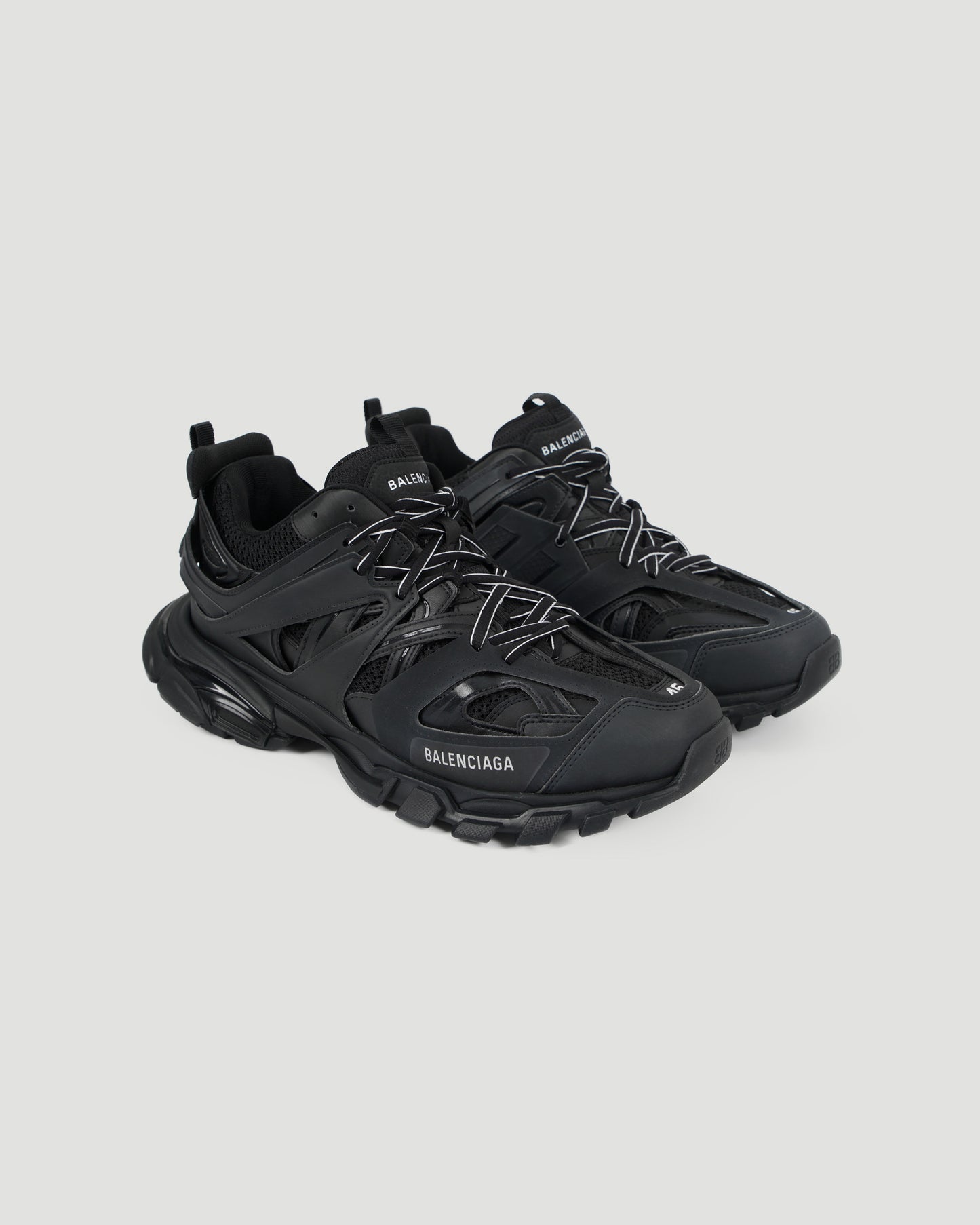 TRACK SNEAKER IN BLACK MESH AND NYLON