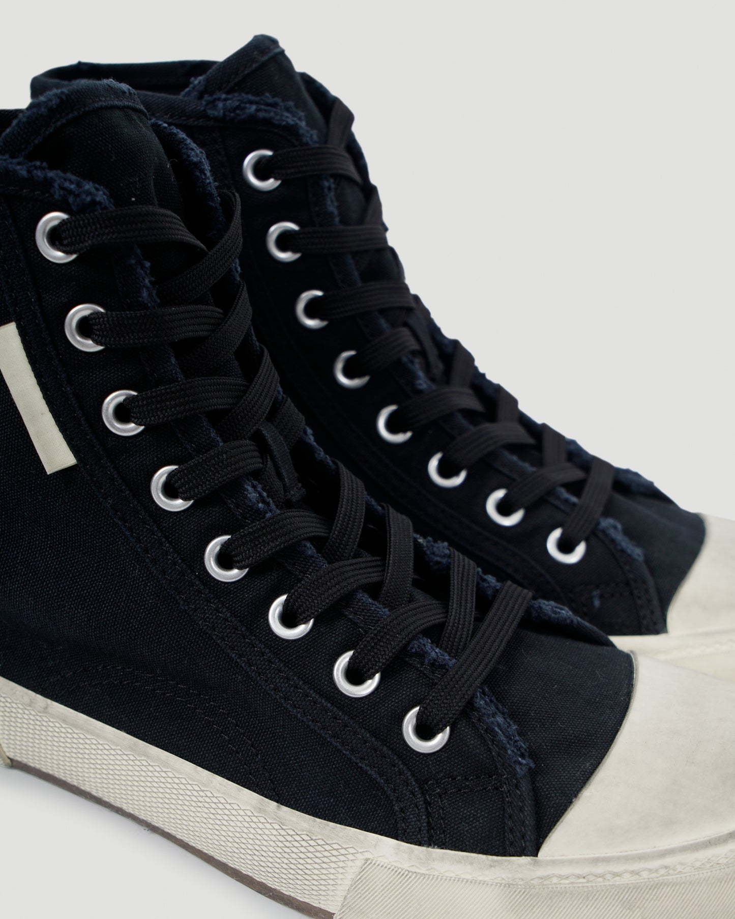 PARIS HIGH TOP SNEAKERS