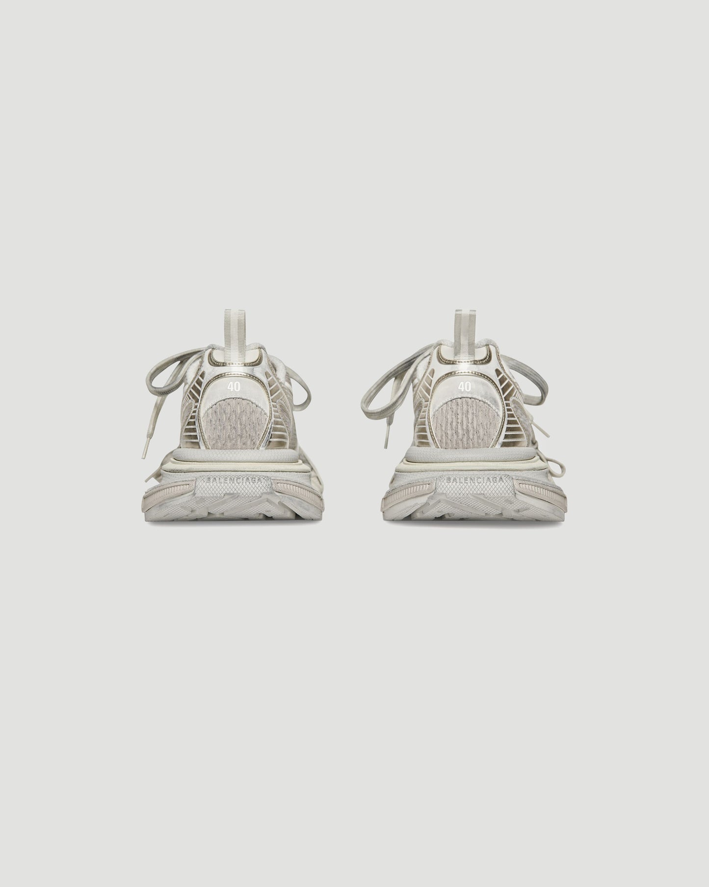 3XL TRAINERS IN WHITE