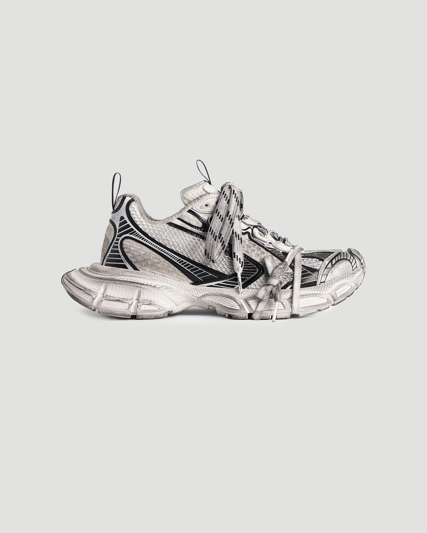 3XL SNEAKERS IN EGG SHELL