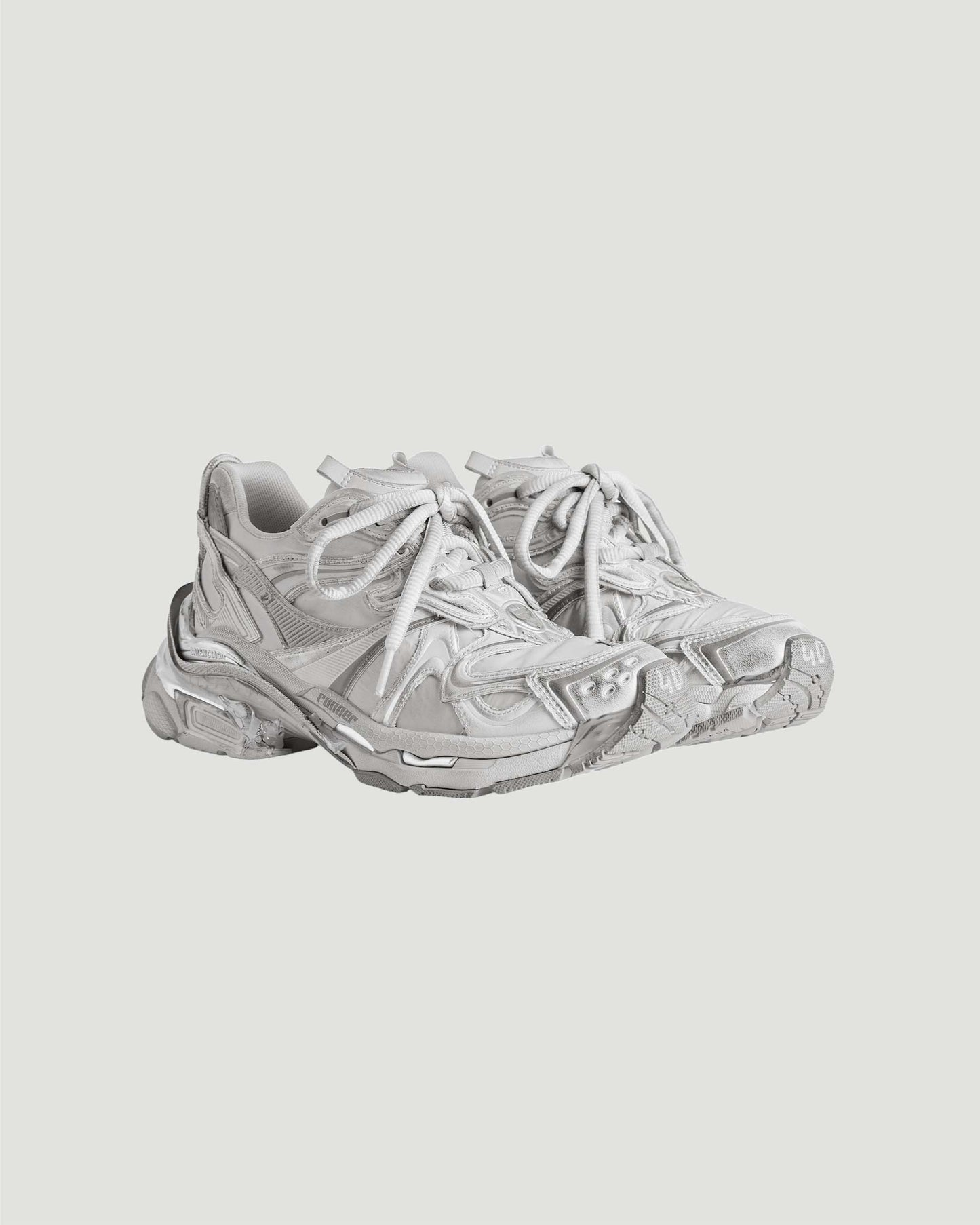 Runner 2.0 Sneaker in Grey And Silver