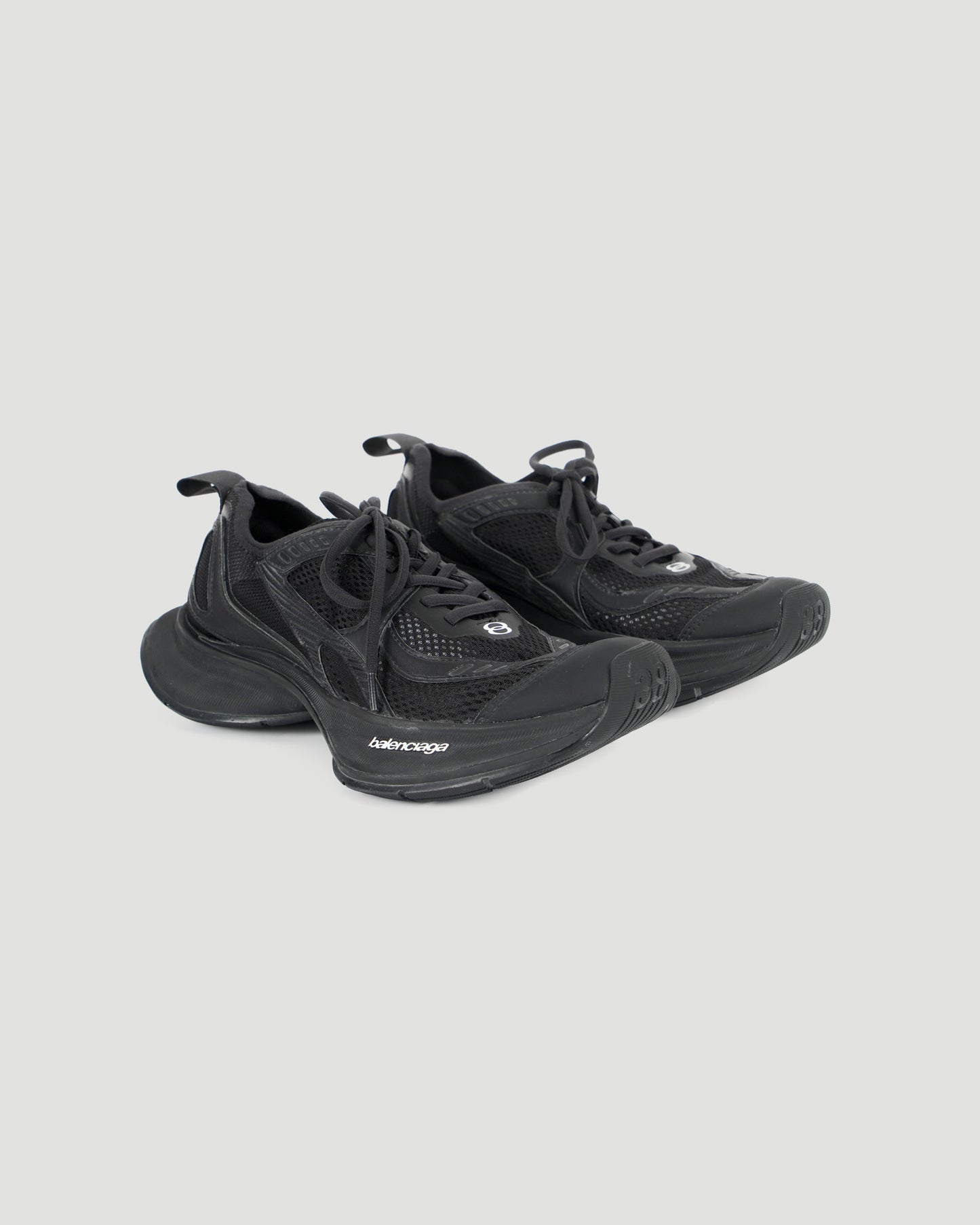 CIRCUIT SNEAKER IN BLACK