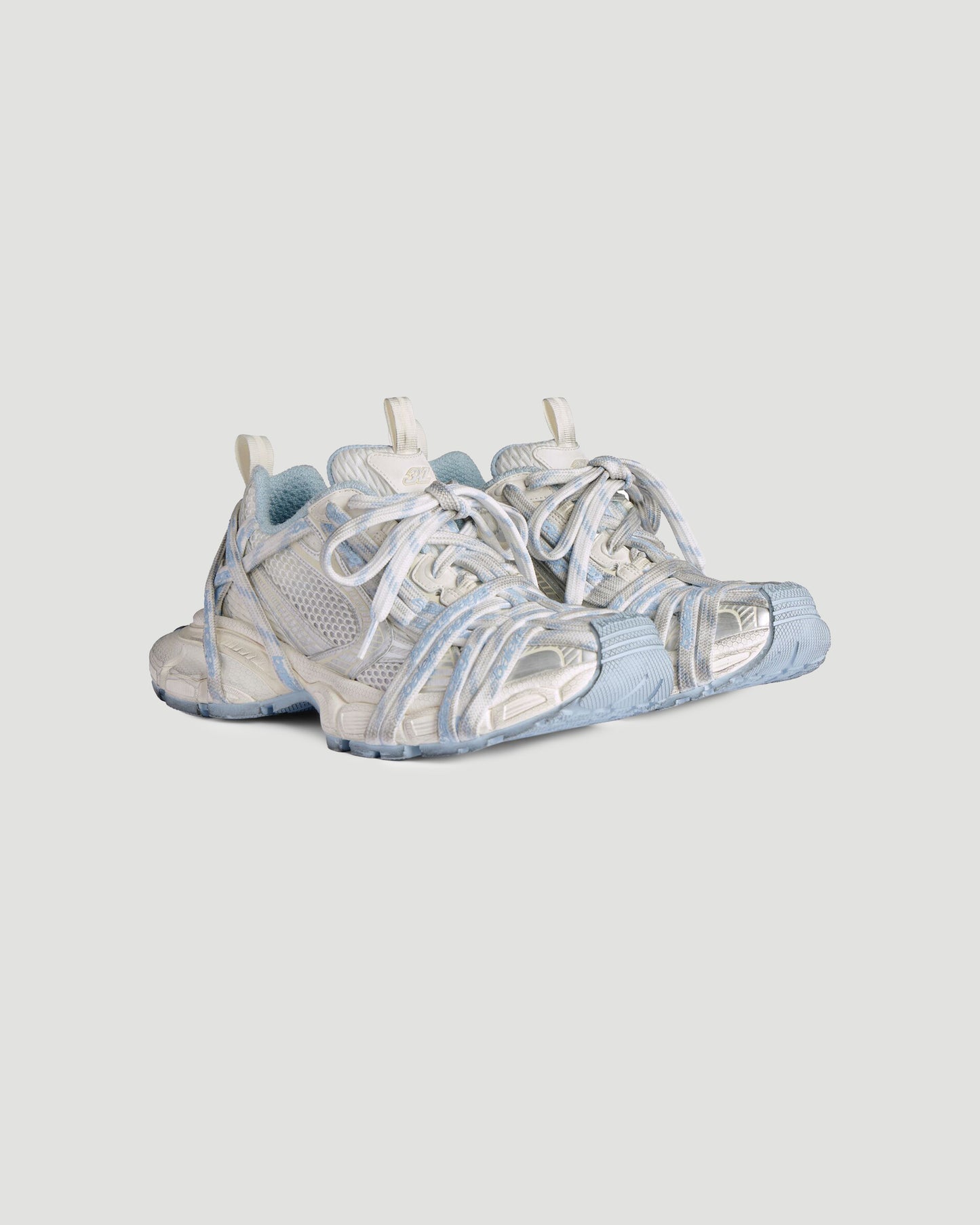 3xl Extreme Laces Logo Sneaker in White/Off White/Light Blue