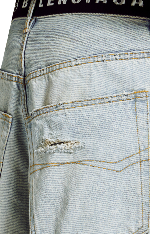Belted Shorts in light blue organic Japanese denim