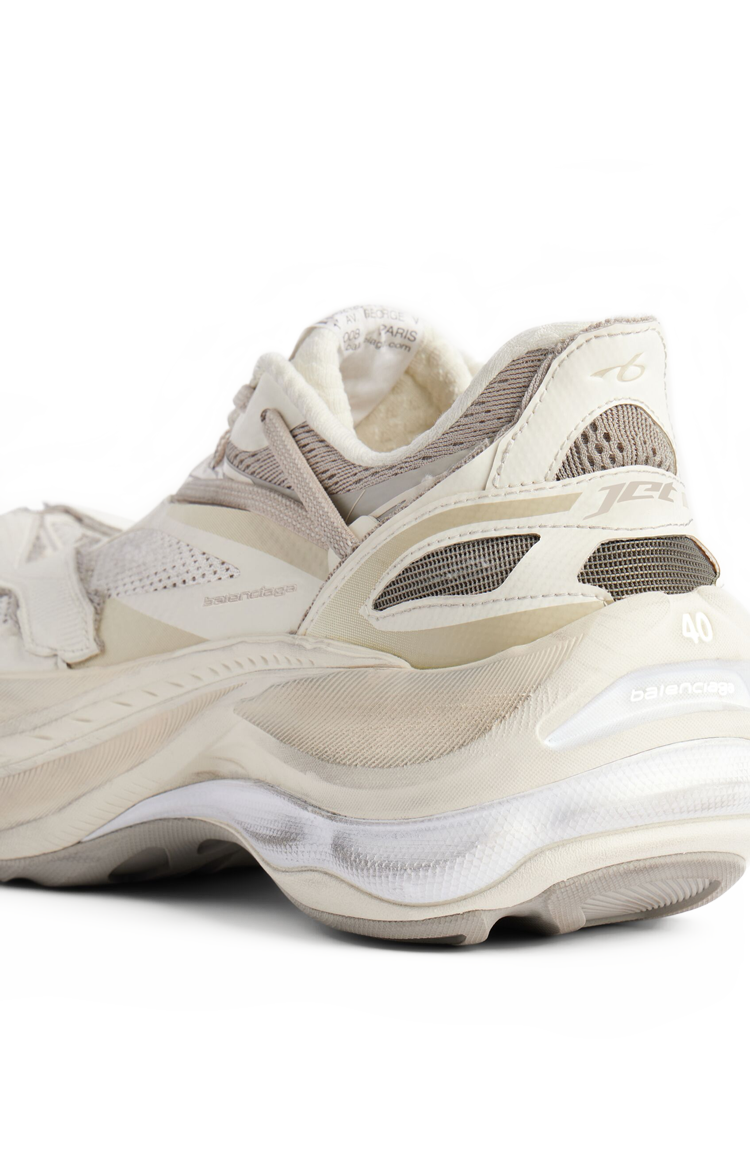Jet Sneaker in Eggshell