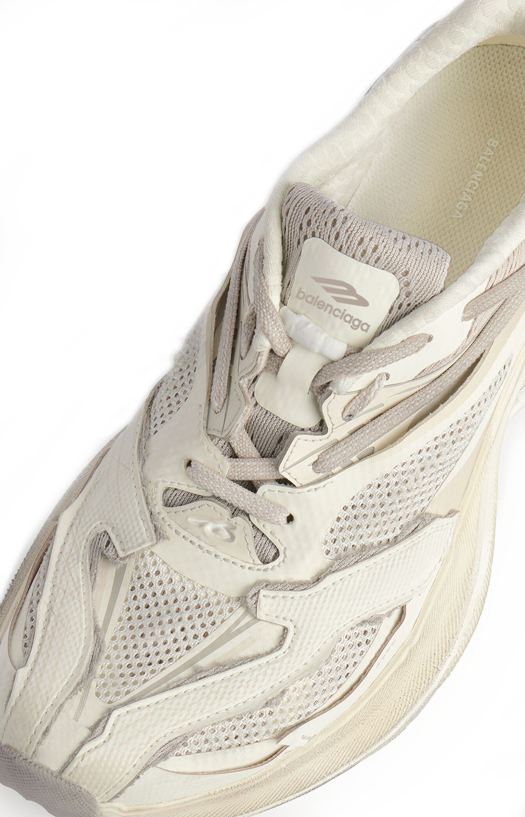 Jet Sneaker in Eggshell