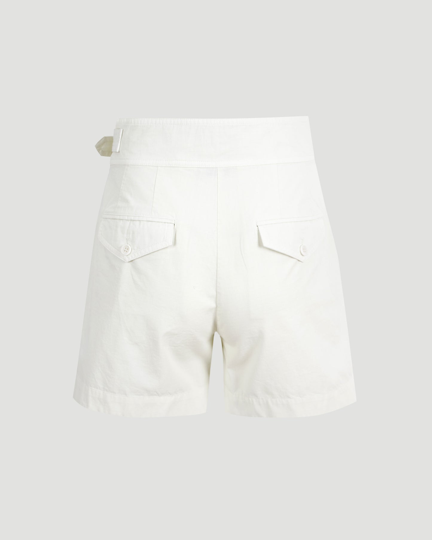 Shorts in Off-White