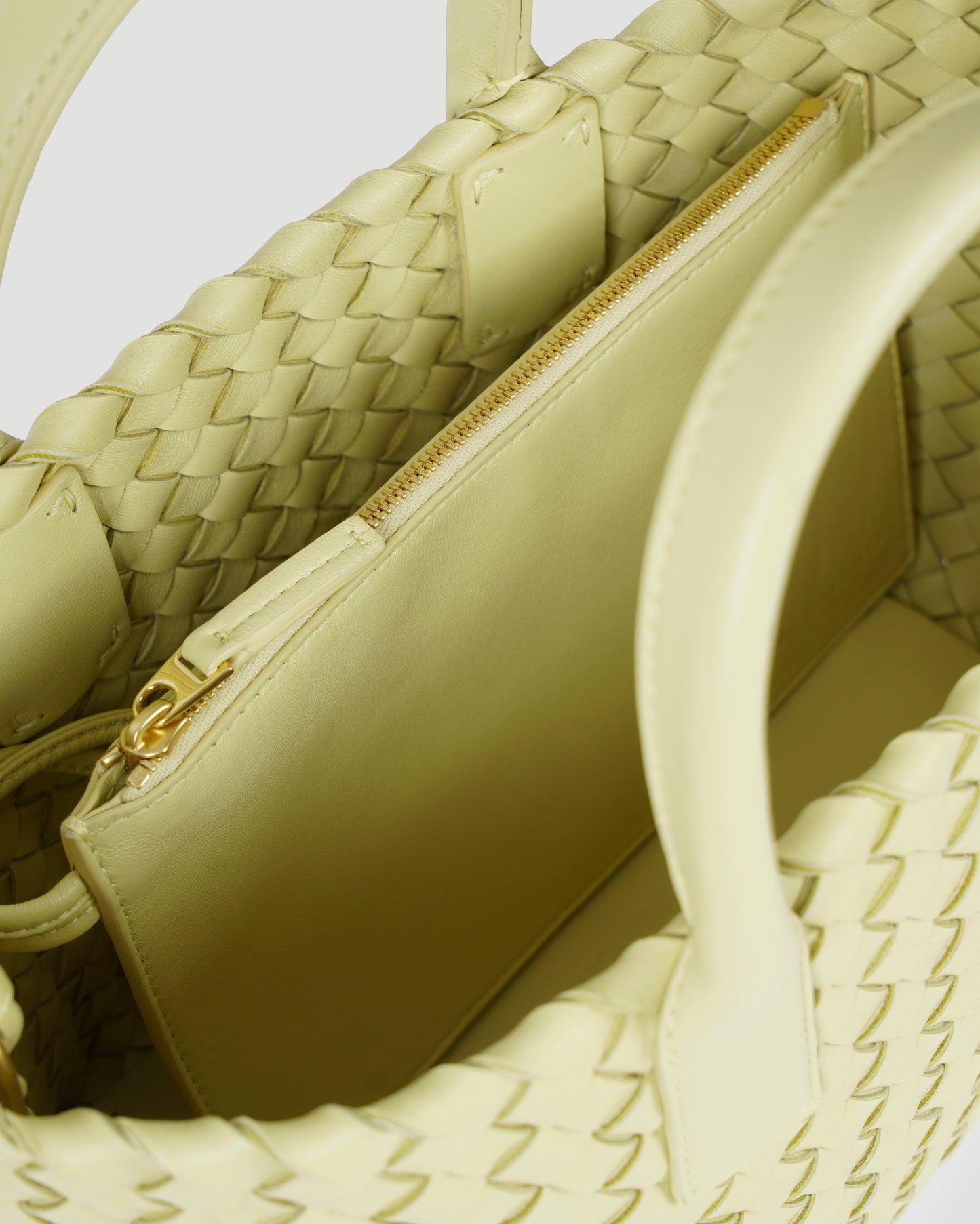 MINI CABAT BAG IN BUTTER GOLD