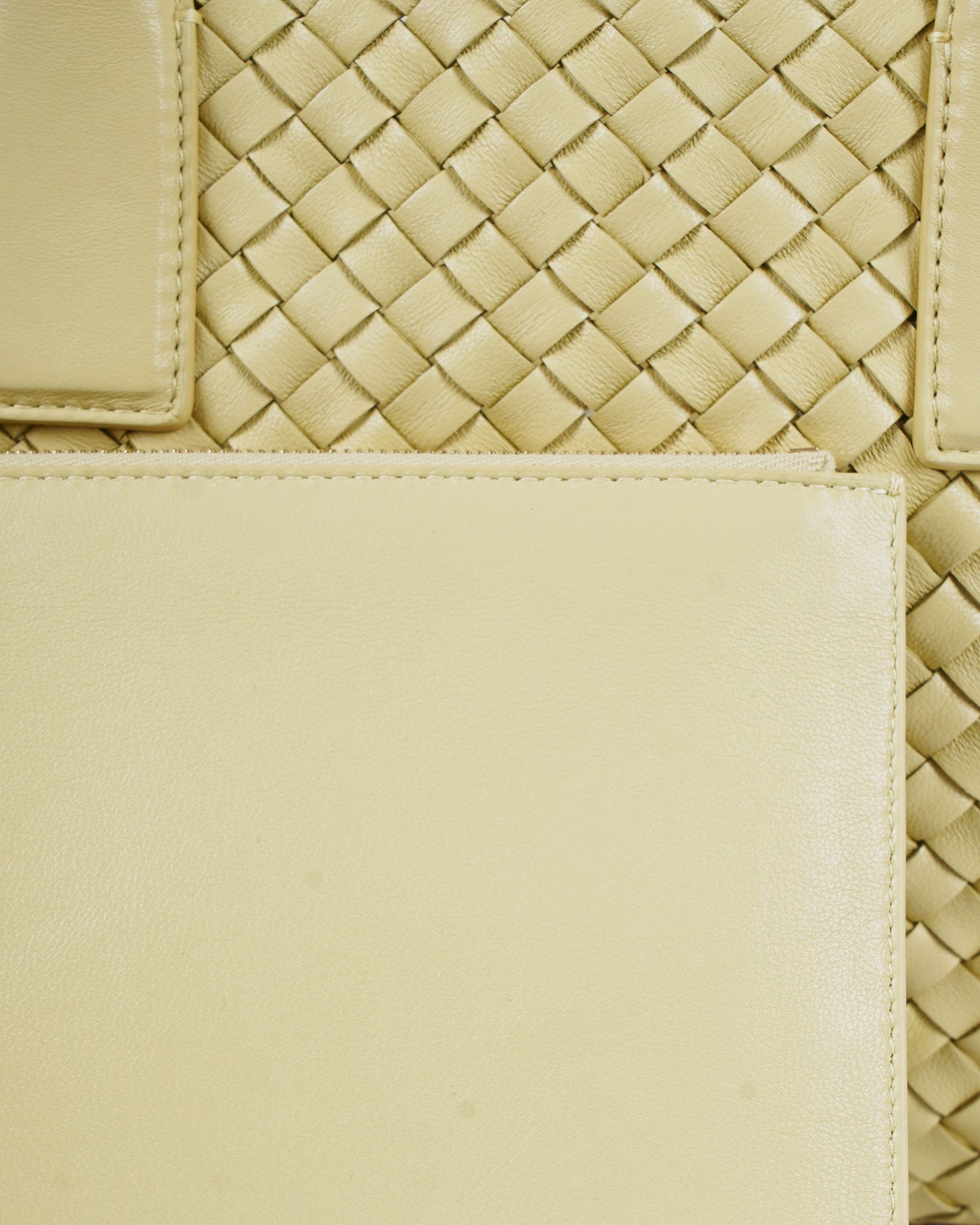 SMALL CABAT TOTE IN BUTTER