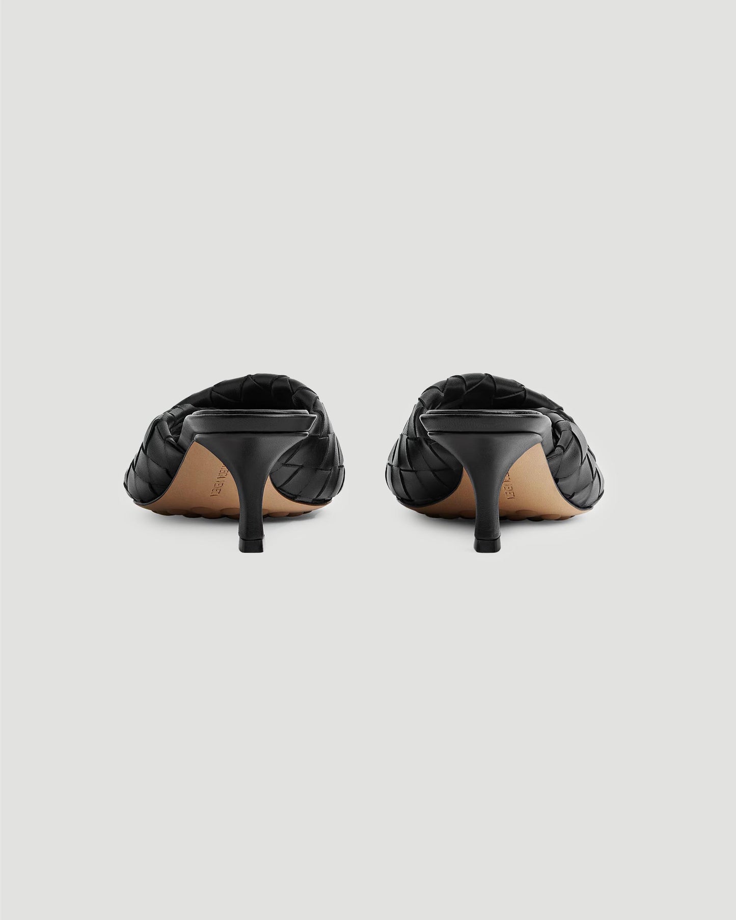 Blink Mule in Black