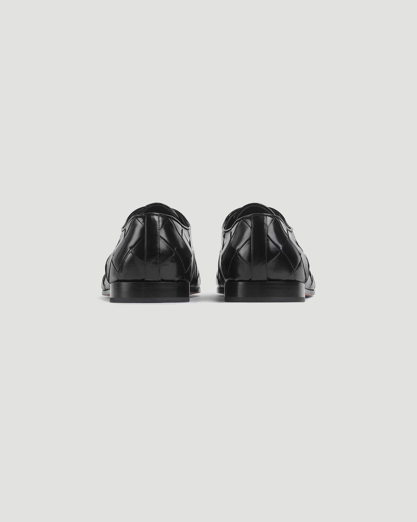 Roma Lace-Up Shoe