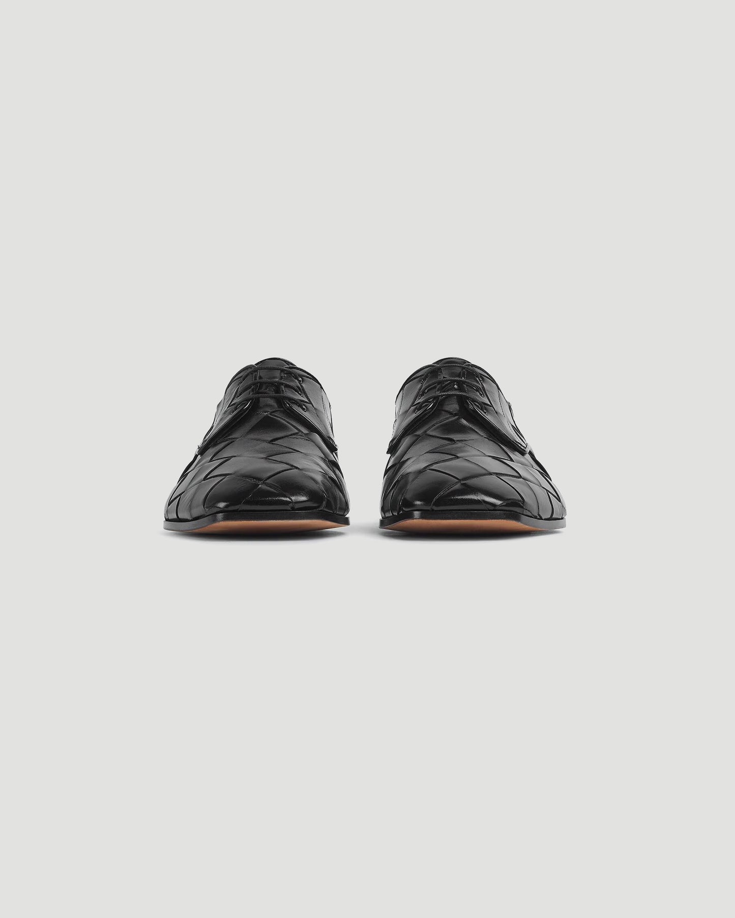 Roma Lace-Up Shoe