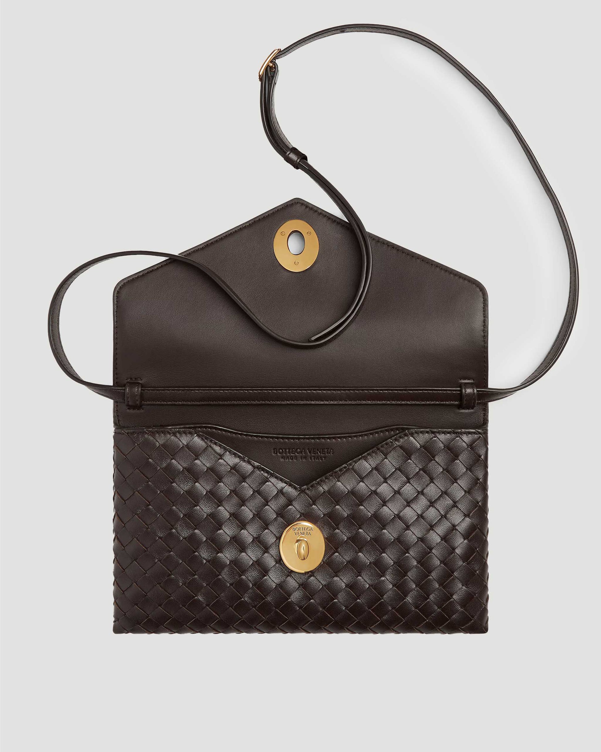 Bottega Veneta Knot Lock Bag in Fondant in Brown — product photo 2