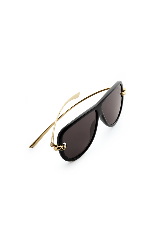 Knot Aviator Sunglasses in Black/Grey