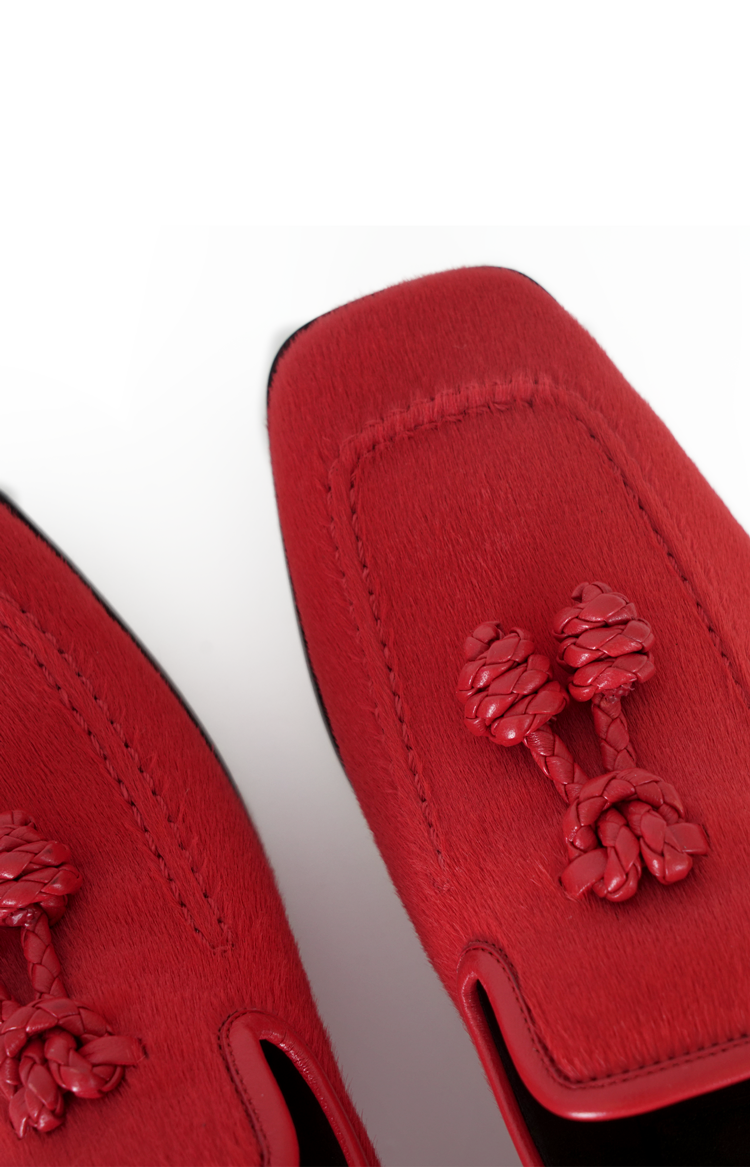 Loafers with Intrecciato Knots in Flash Red