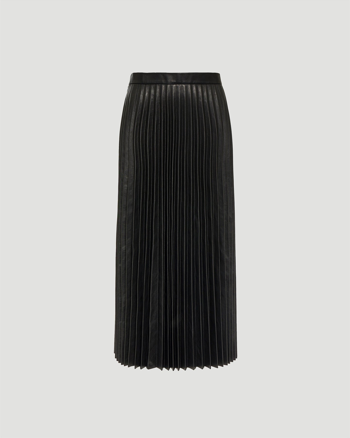 PLEATED SKIRT IN BLACK