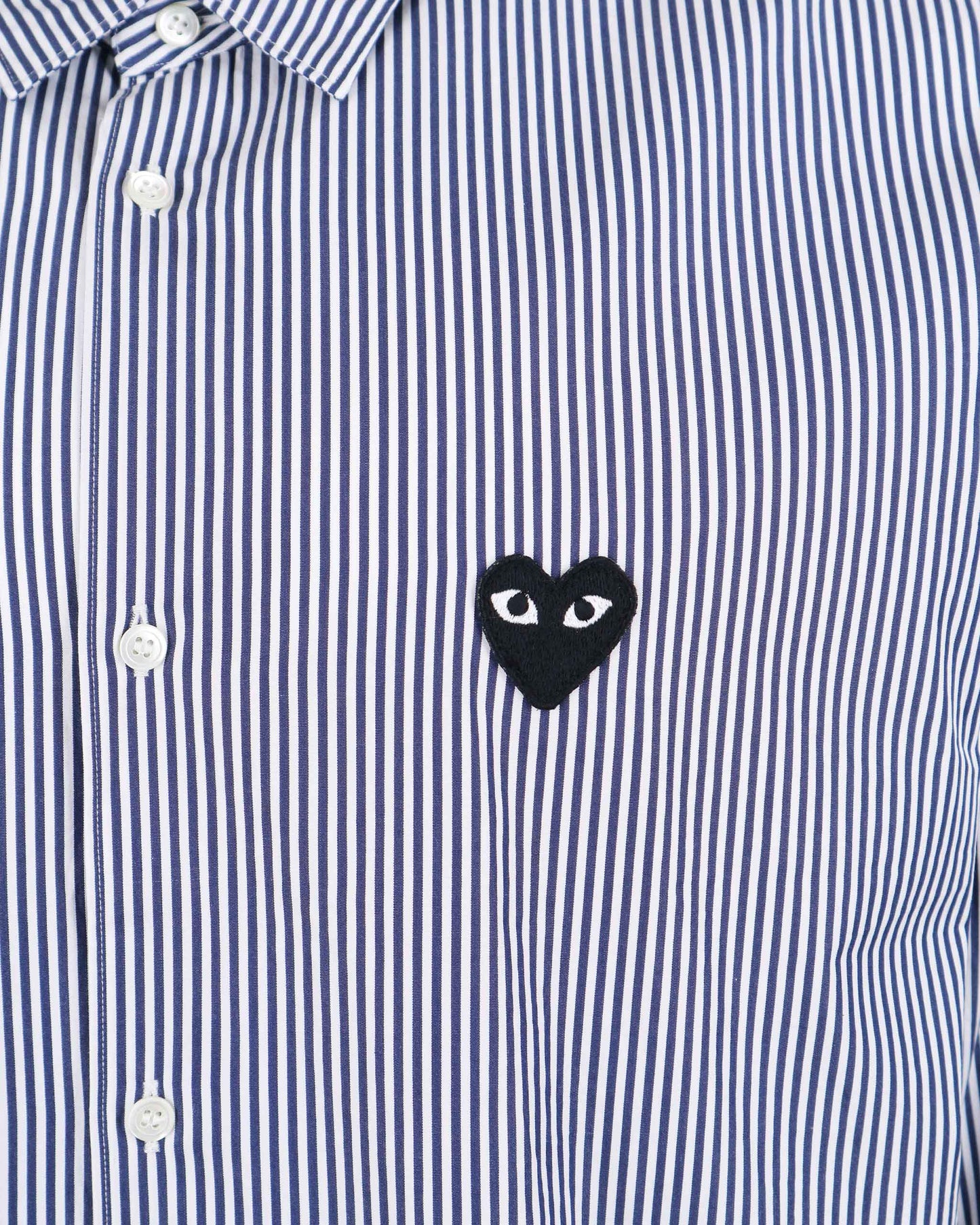 BUTTON-UP SHIRT IN WHITE AND NAVY