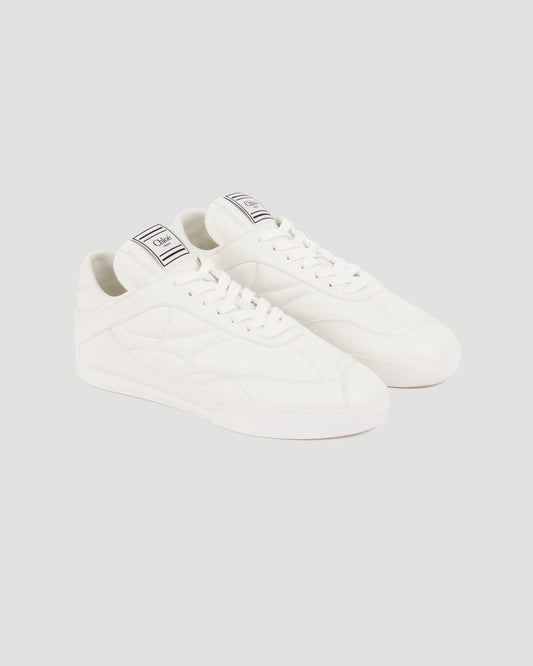 Kick Sneaker in White