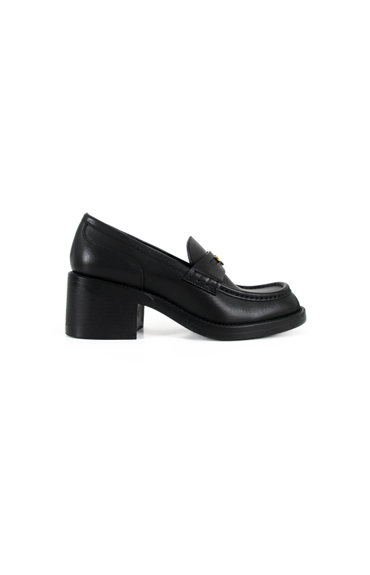 Heeled Loafers in Black