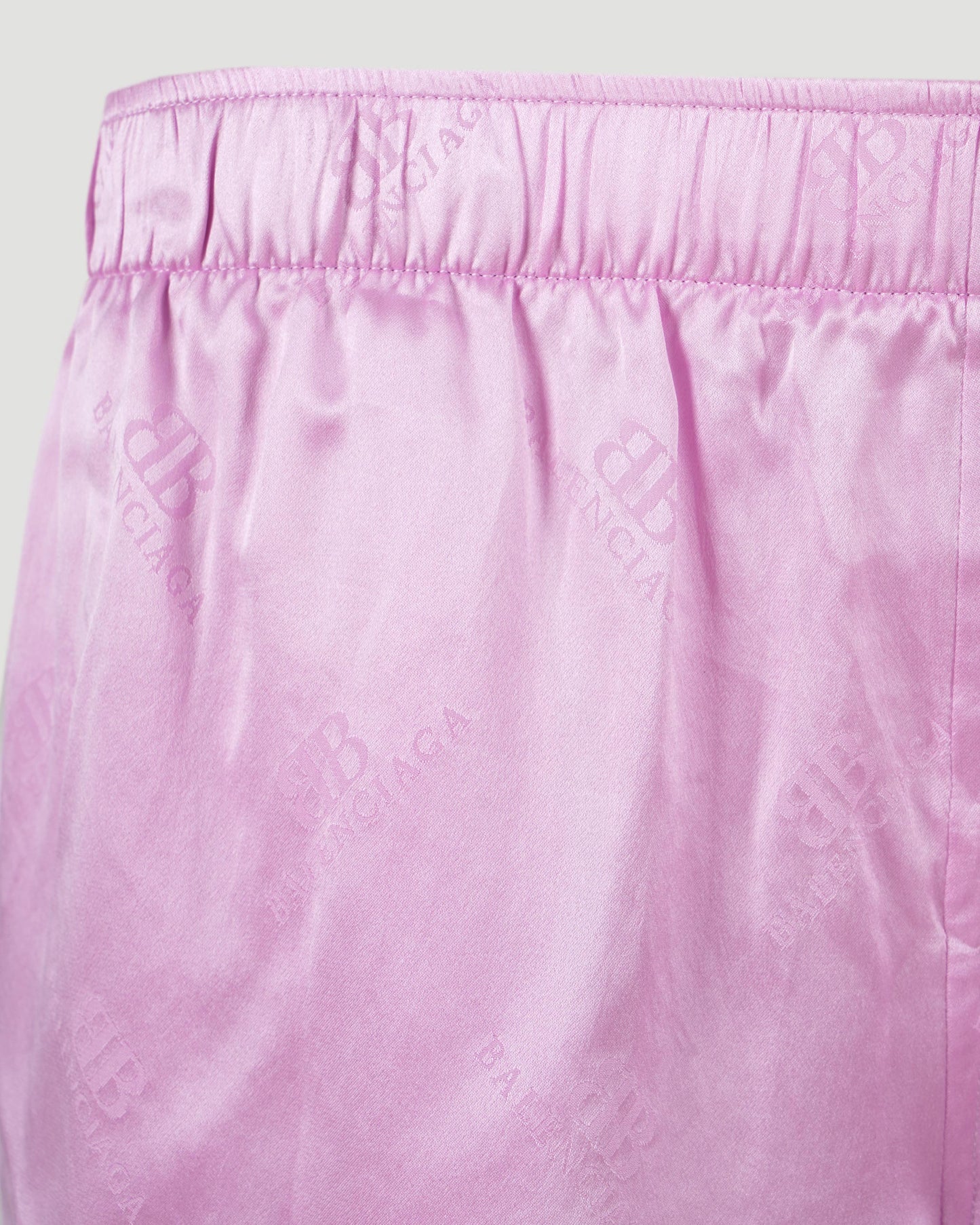SILK SHORTS IN PINK