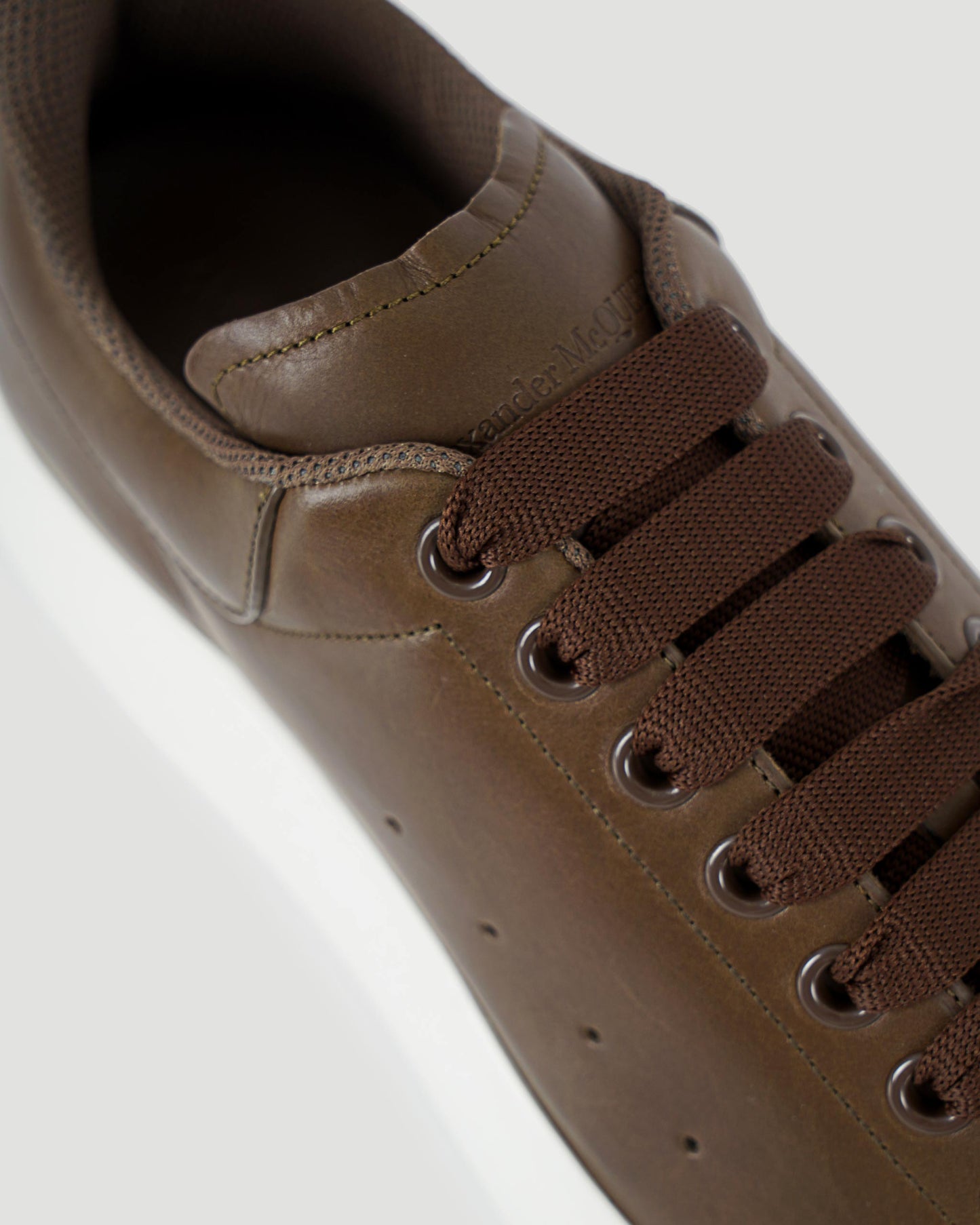 Oversized Sneakers in Military Brown