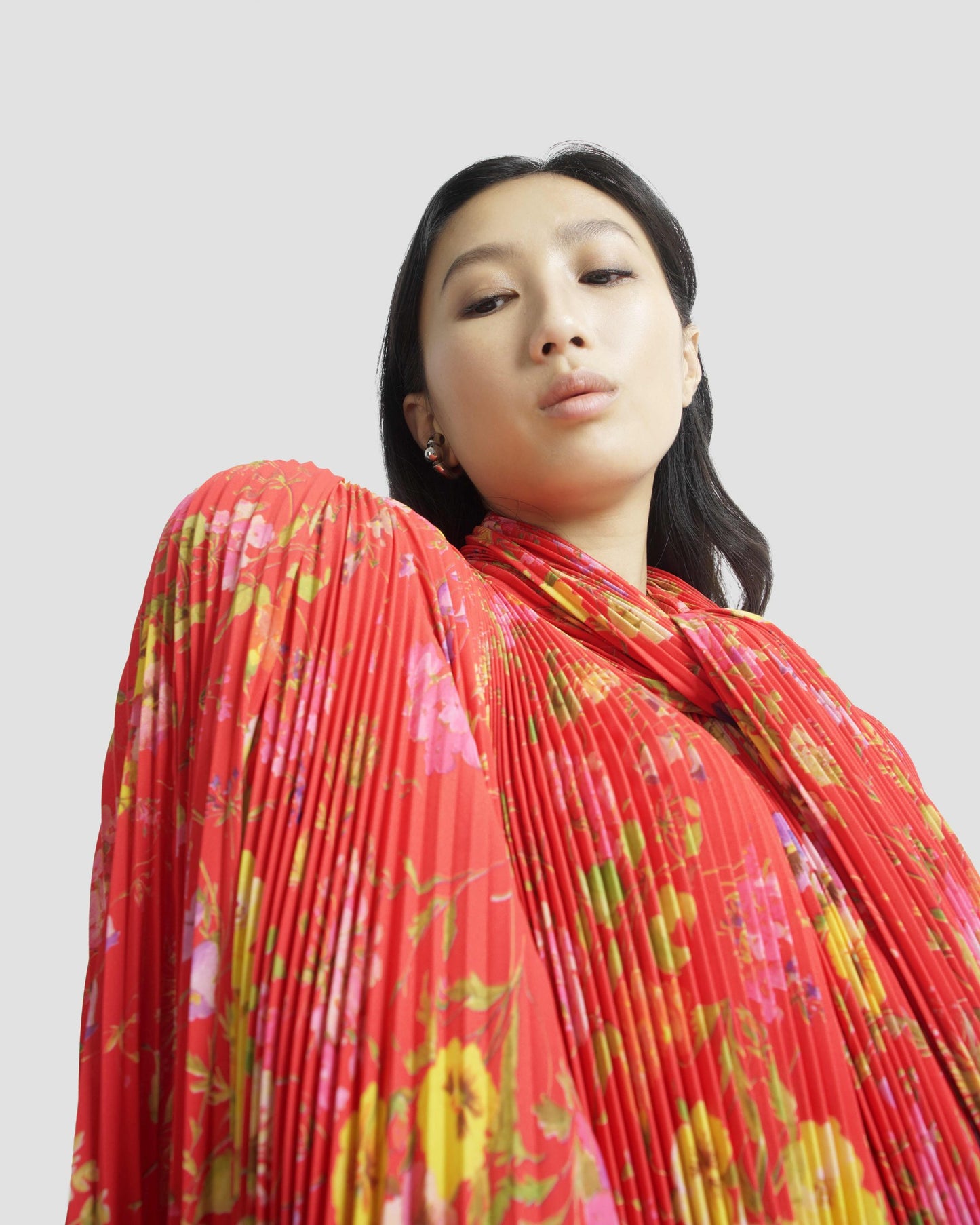 SCARF PLEATED BLOUSE