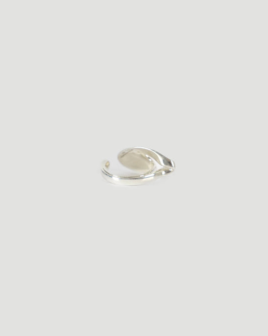 TWIRLED DROP RING