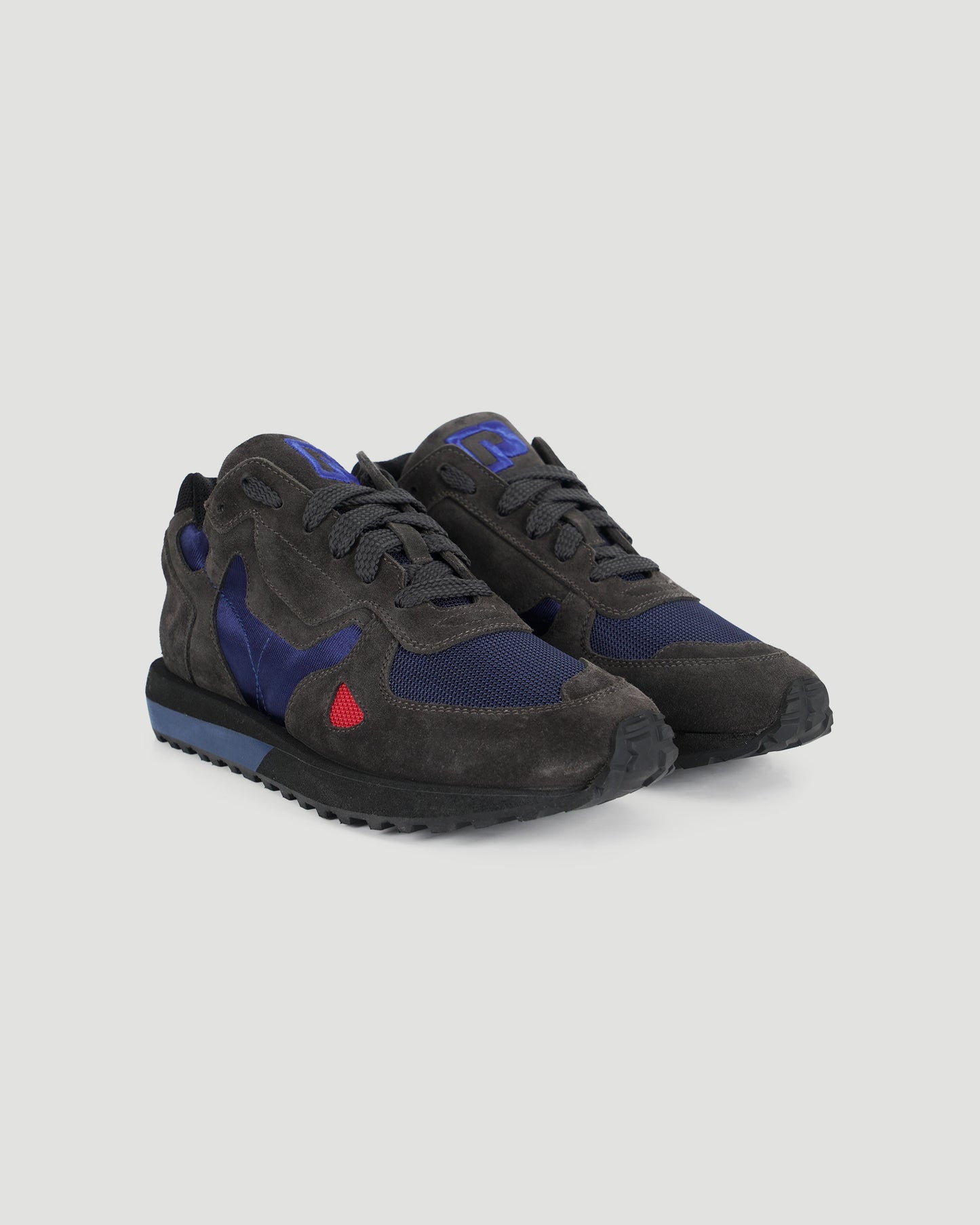 BLUE RUNNING SNEAKERS
