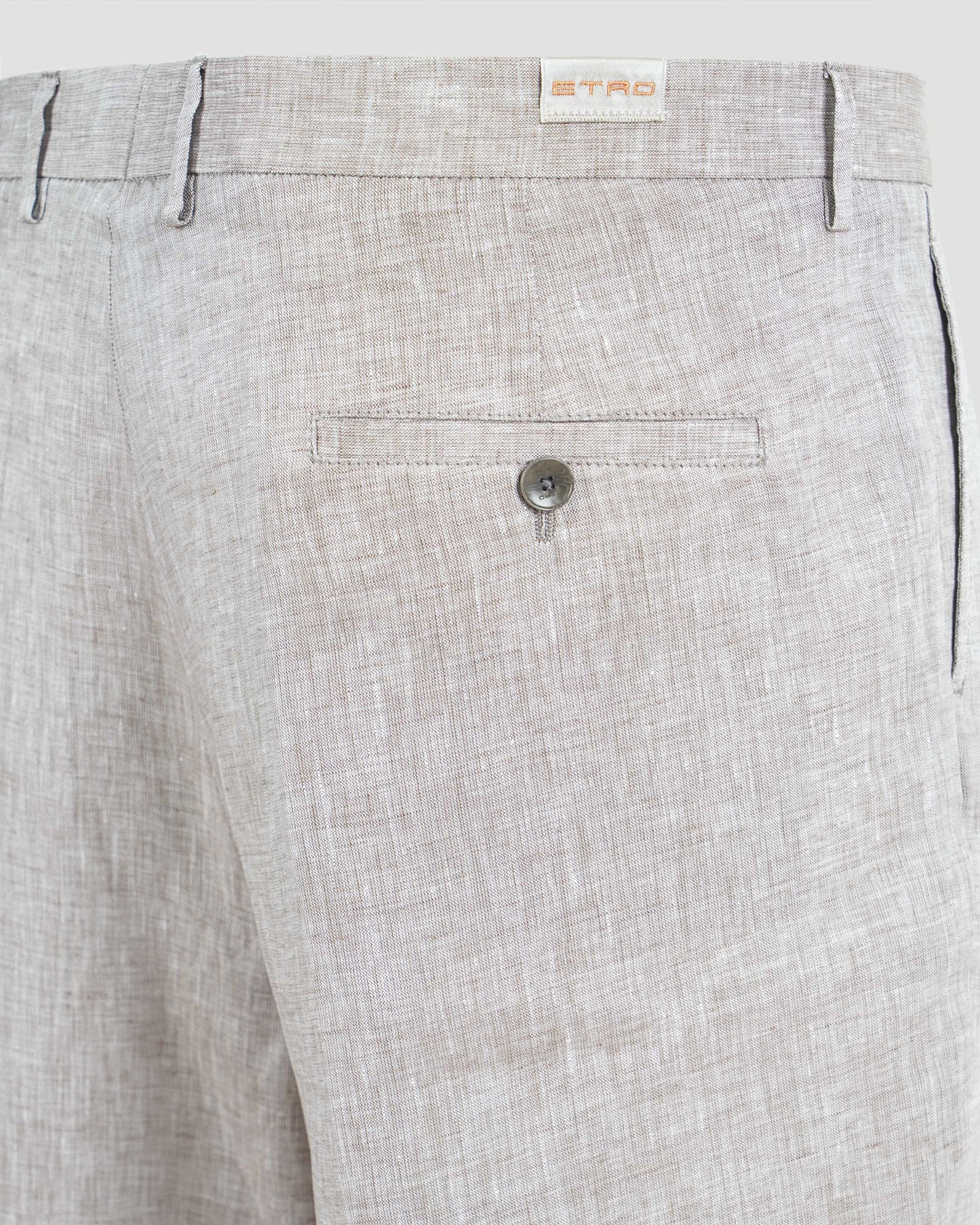 Bermuda Shorts in Light Brown