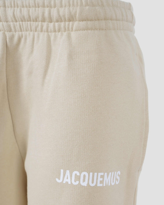 JOGGING IN LIGHT BEIGE