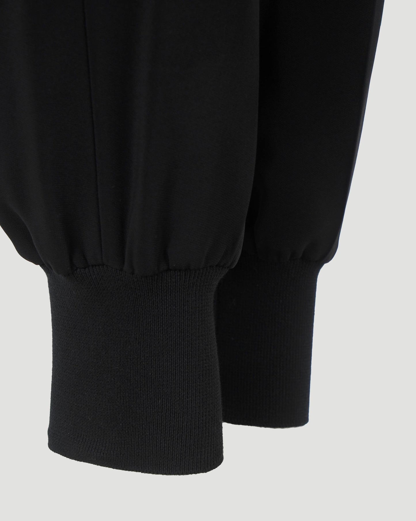 JOGGER PANTS IN BLACK