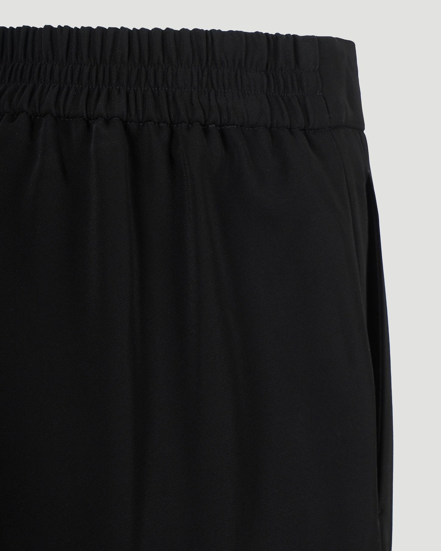 JOGGER PANTS IN BLACK
