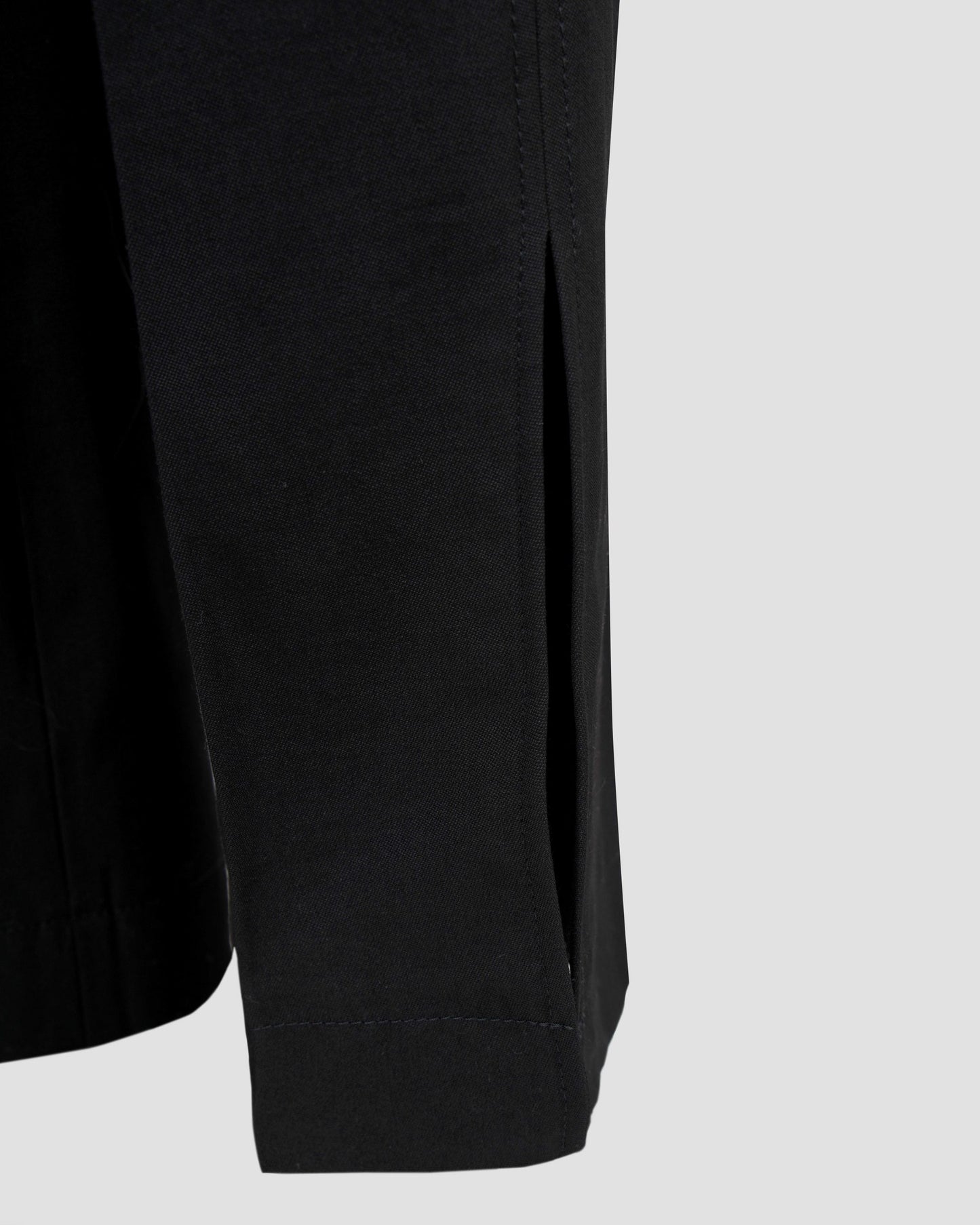 STRAIGHT PANTS WITH SLIT