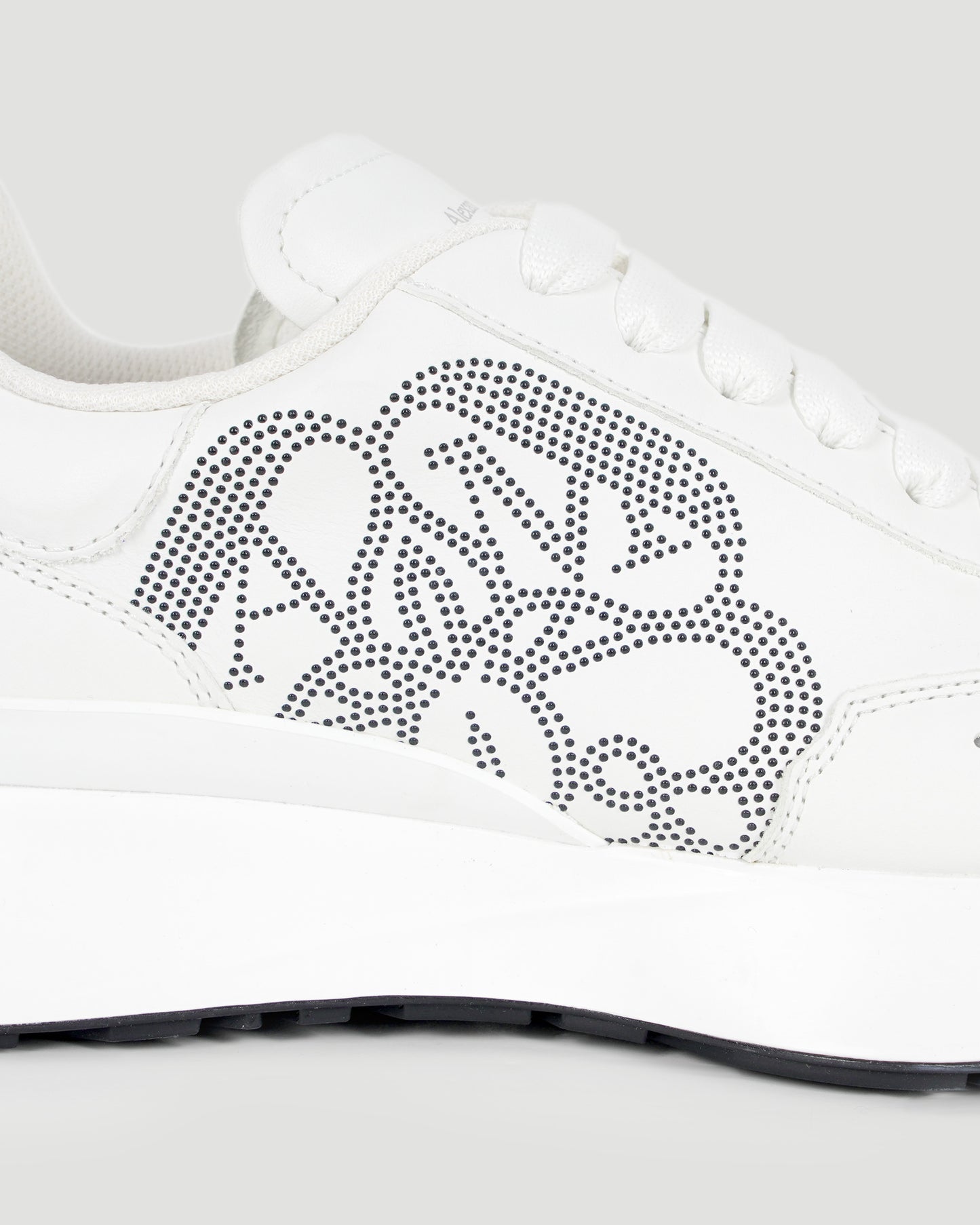 Sprint Runner in White, Black and Silver