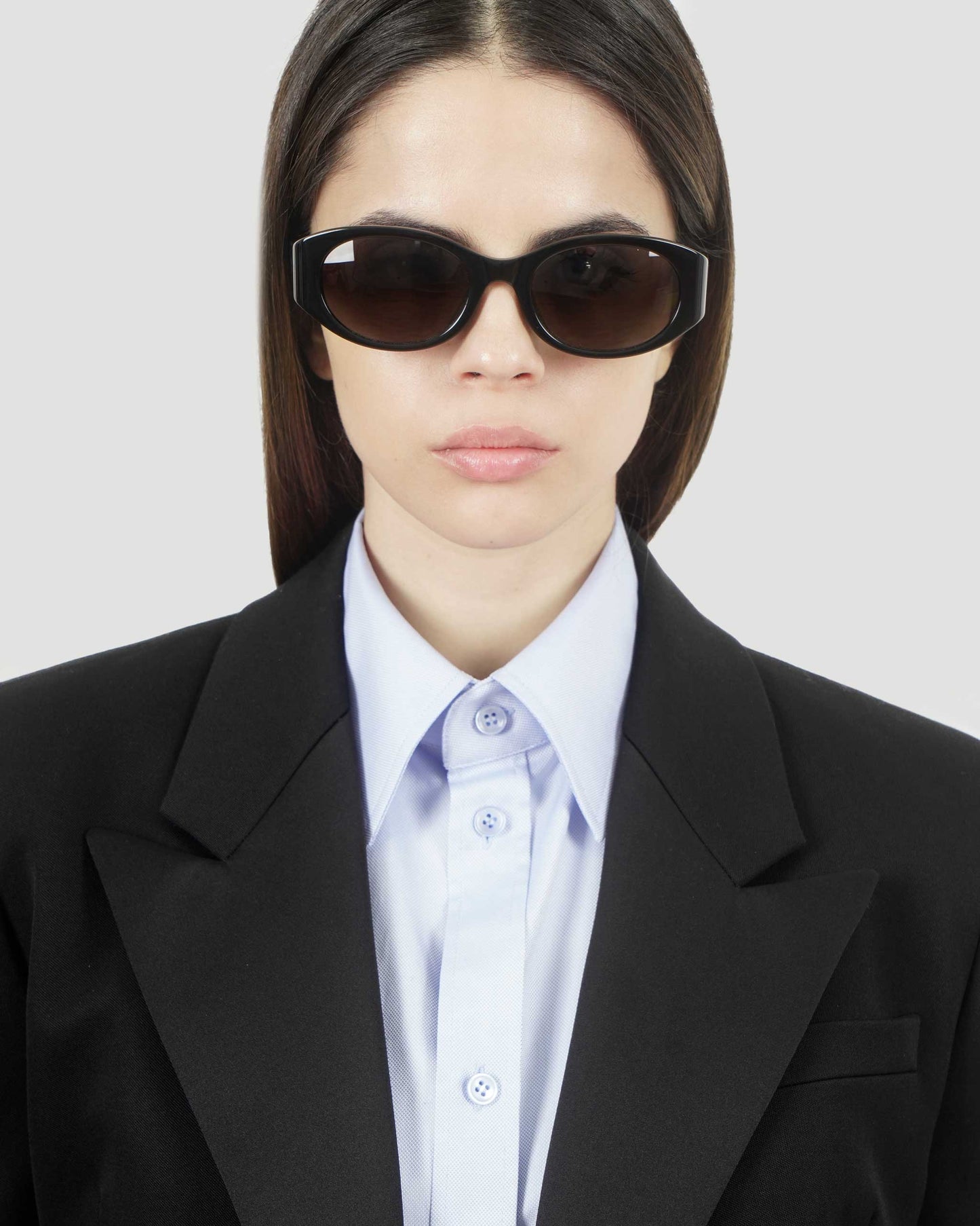 Tuesday Round Sunglasses in Black