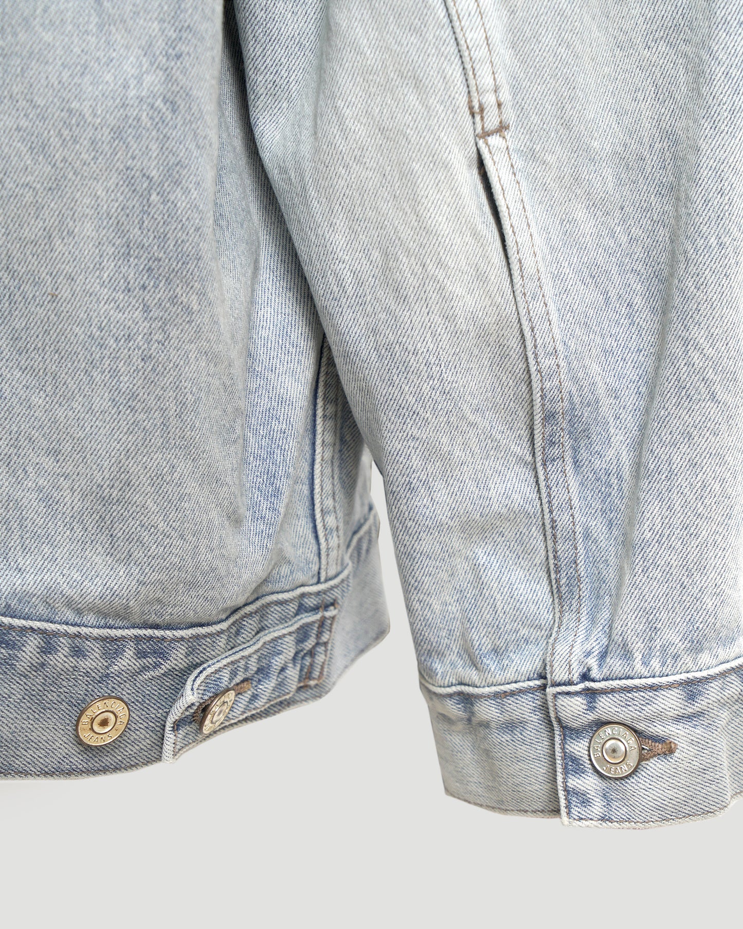 OVERSIZED STICKER STRIPE DENIM JACKET
