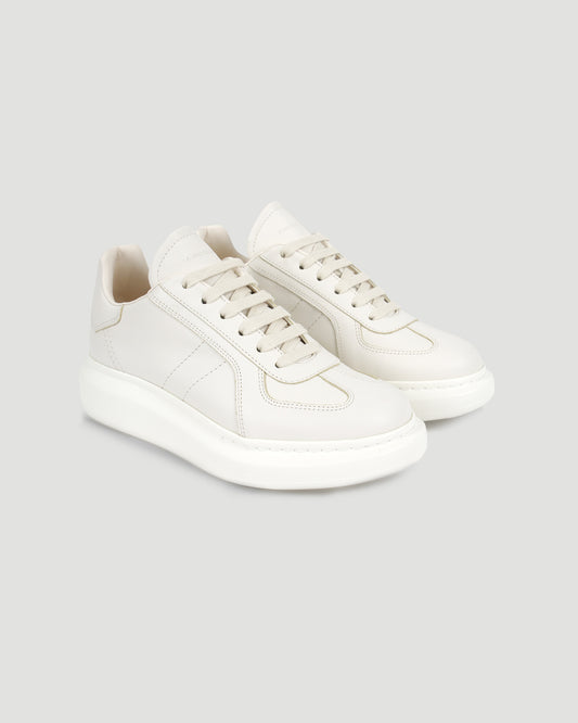 Oversized Sneaker in Off White
