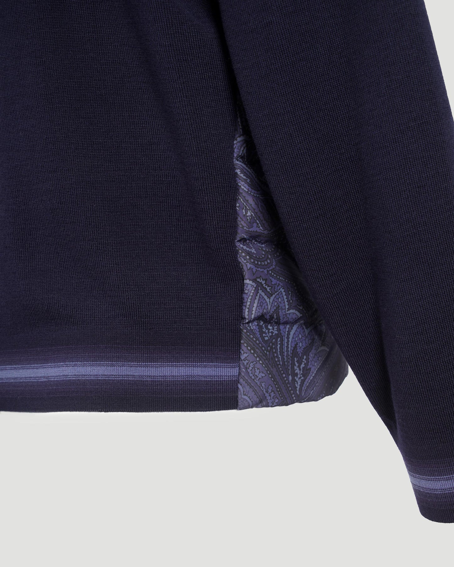 PUFFER JACKET IN NAVY