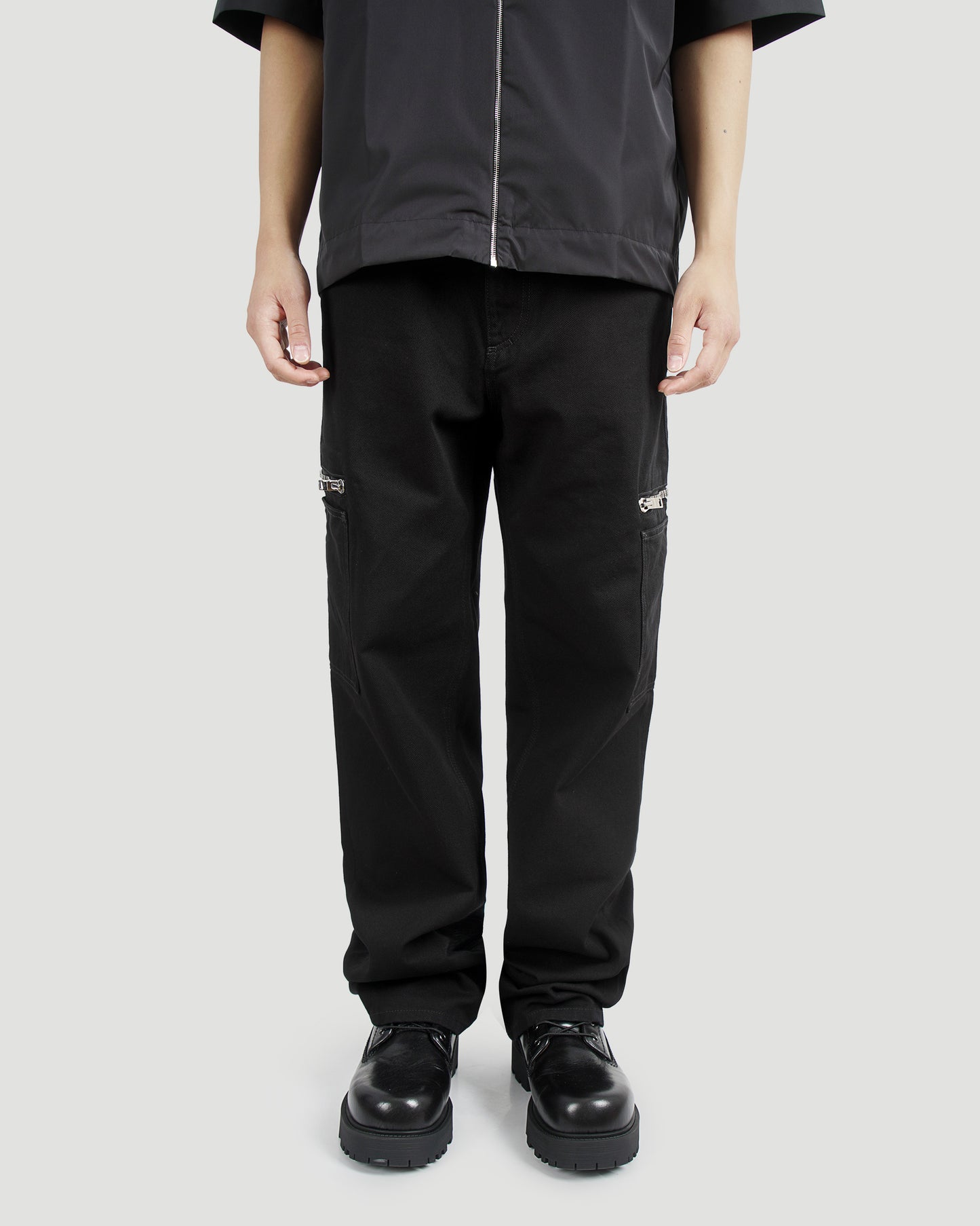 Cargo pants in denim