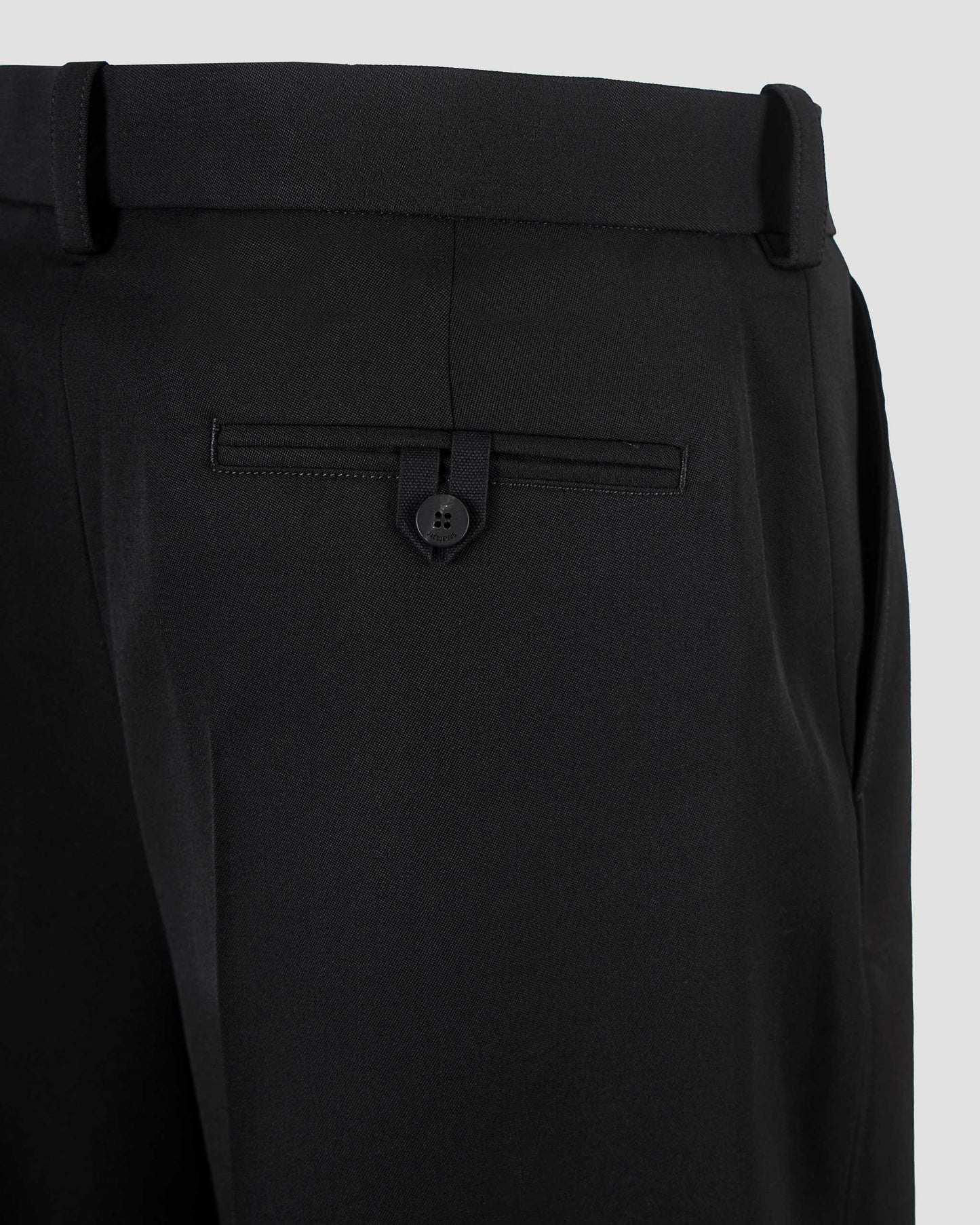 THE MELO SHORTS